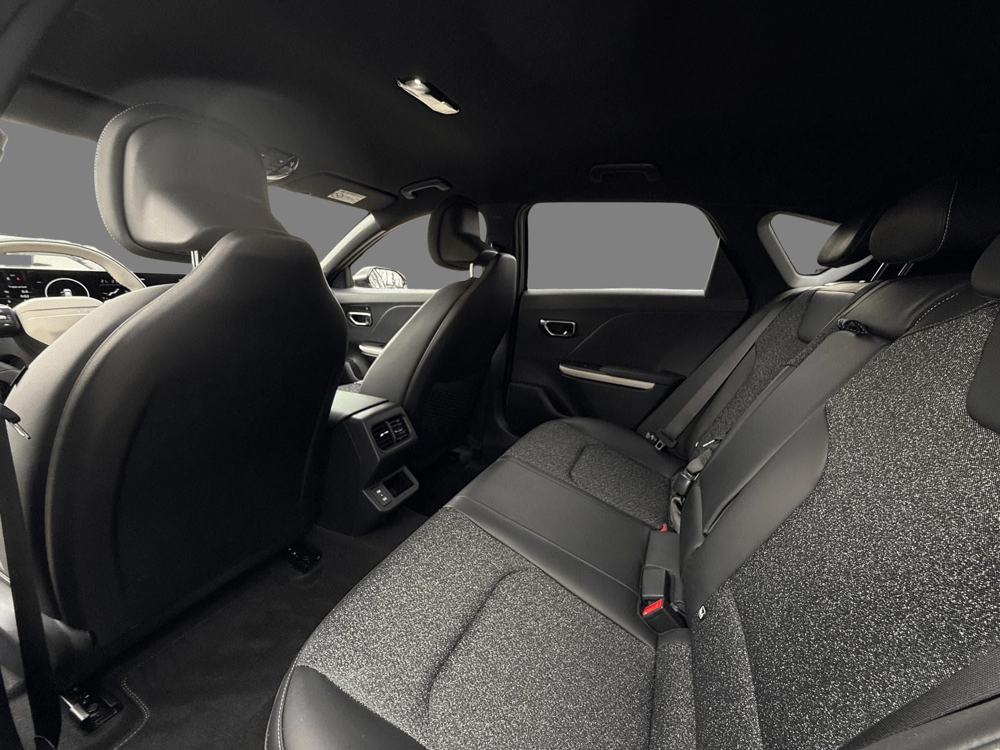 Kia K4 GT Line 1.6T 150 DCT (2026) - Photo 7