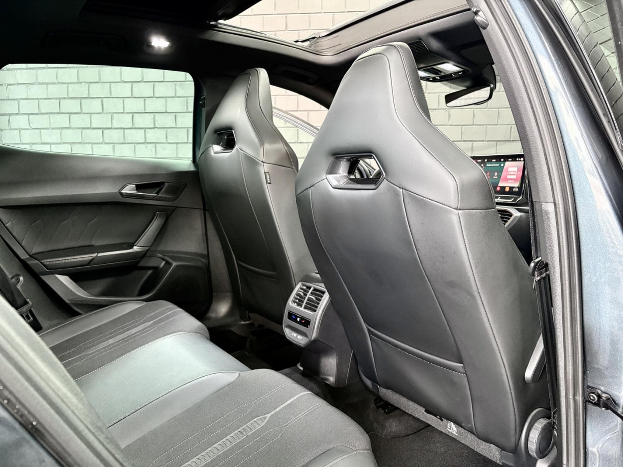 Cupra Formentor VZ 245CV eHybrid DSG6 ** VSS ** PANO ** MATRIX ** (2022) - Photo 22