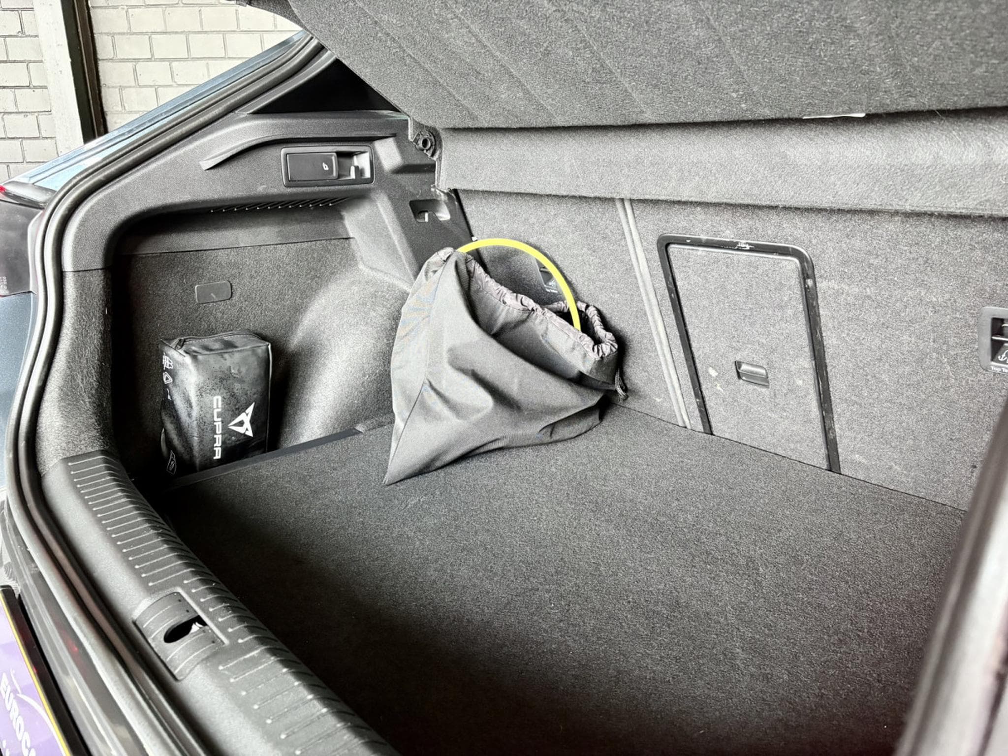 Cupra Formentor VZ 245CV eHybrid DSG6 ** VSS ** PANO ** MATRIX ** (2022) - Photo 23