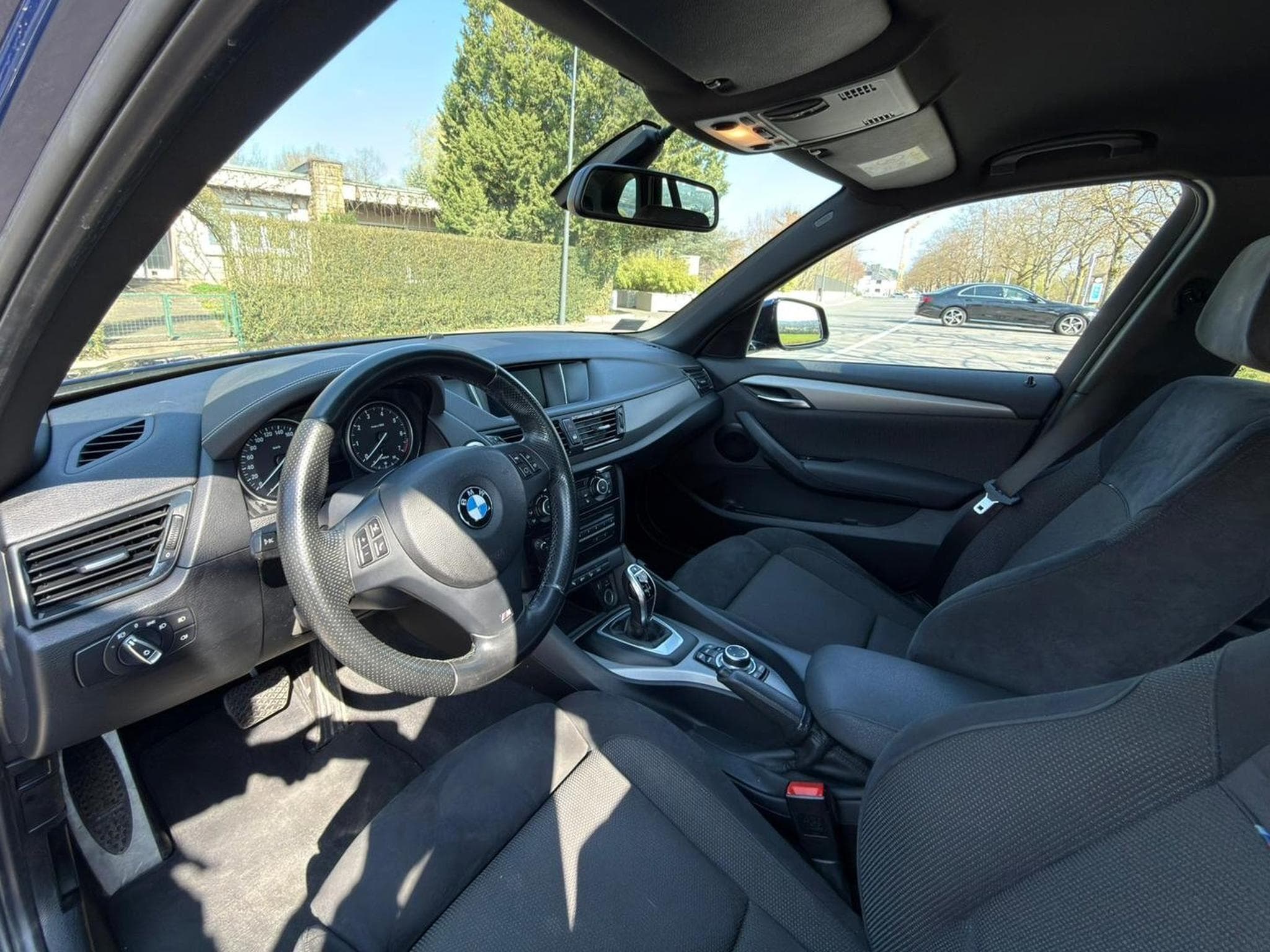 BMW X1 xDrive20i M Sport Automatic Le Mans Blue (2015) - Photo 10