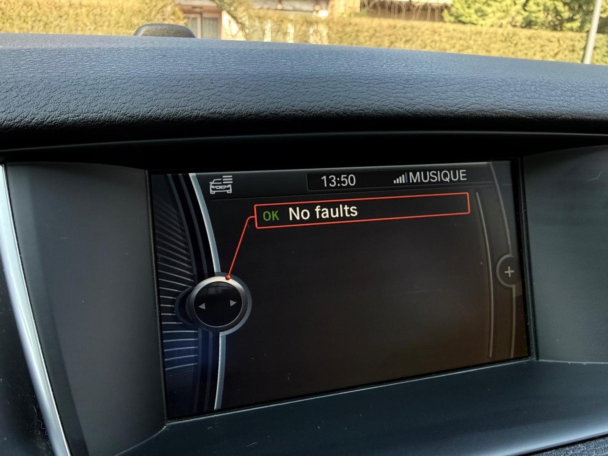 BMW X1 xDrive20i M Sport Automatic Le Mans Blue (2015) - Photo 14