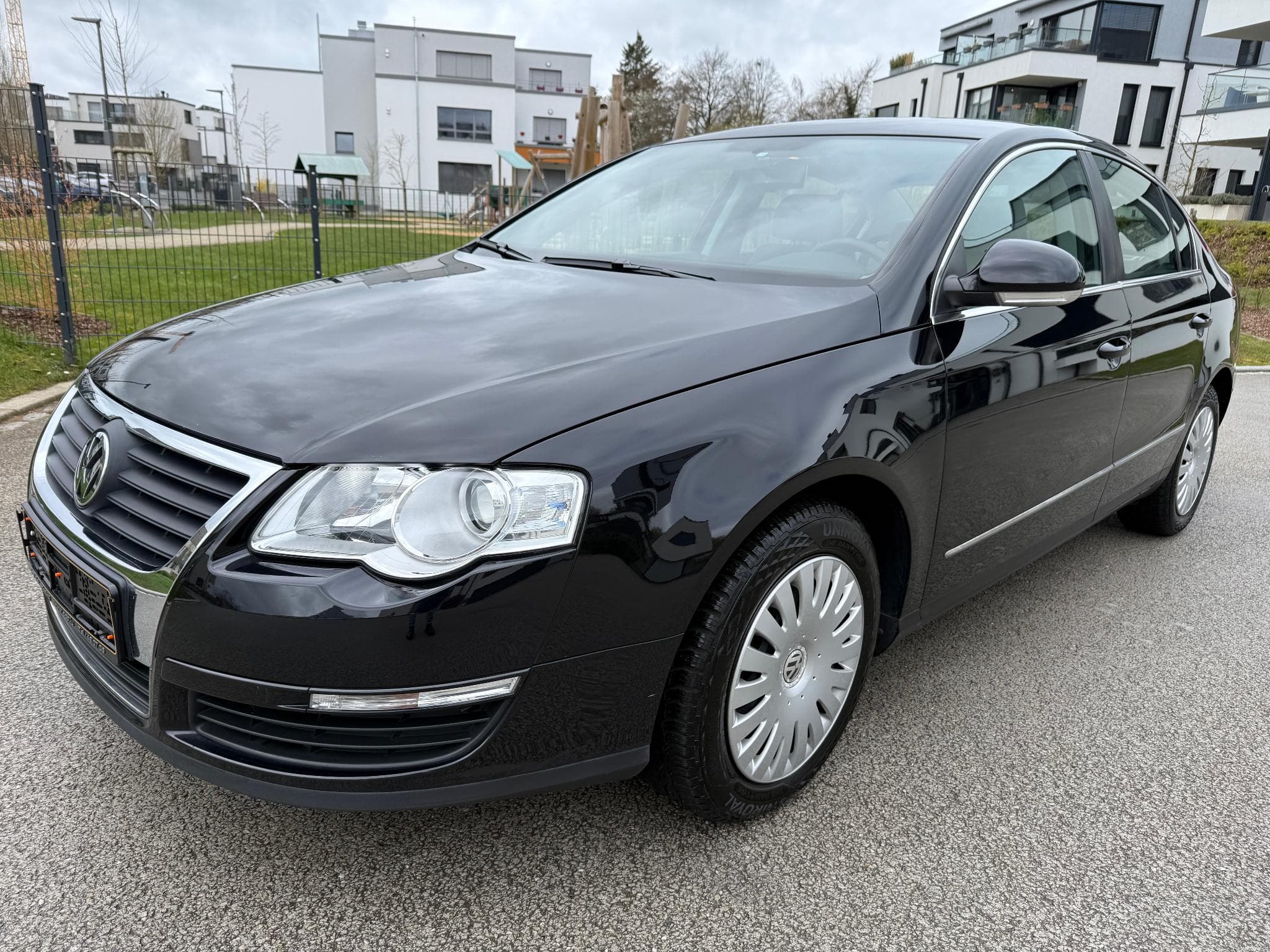 VW Passat 2.0 TDI COMFORTLINE 140 PS (2015) - Photo 1