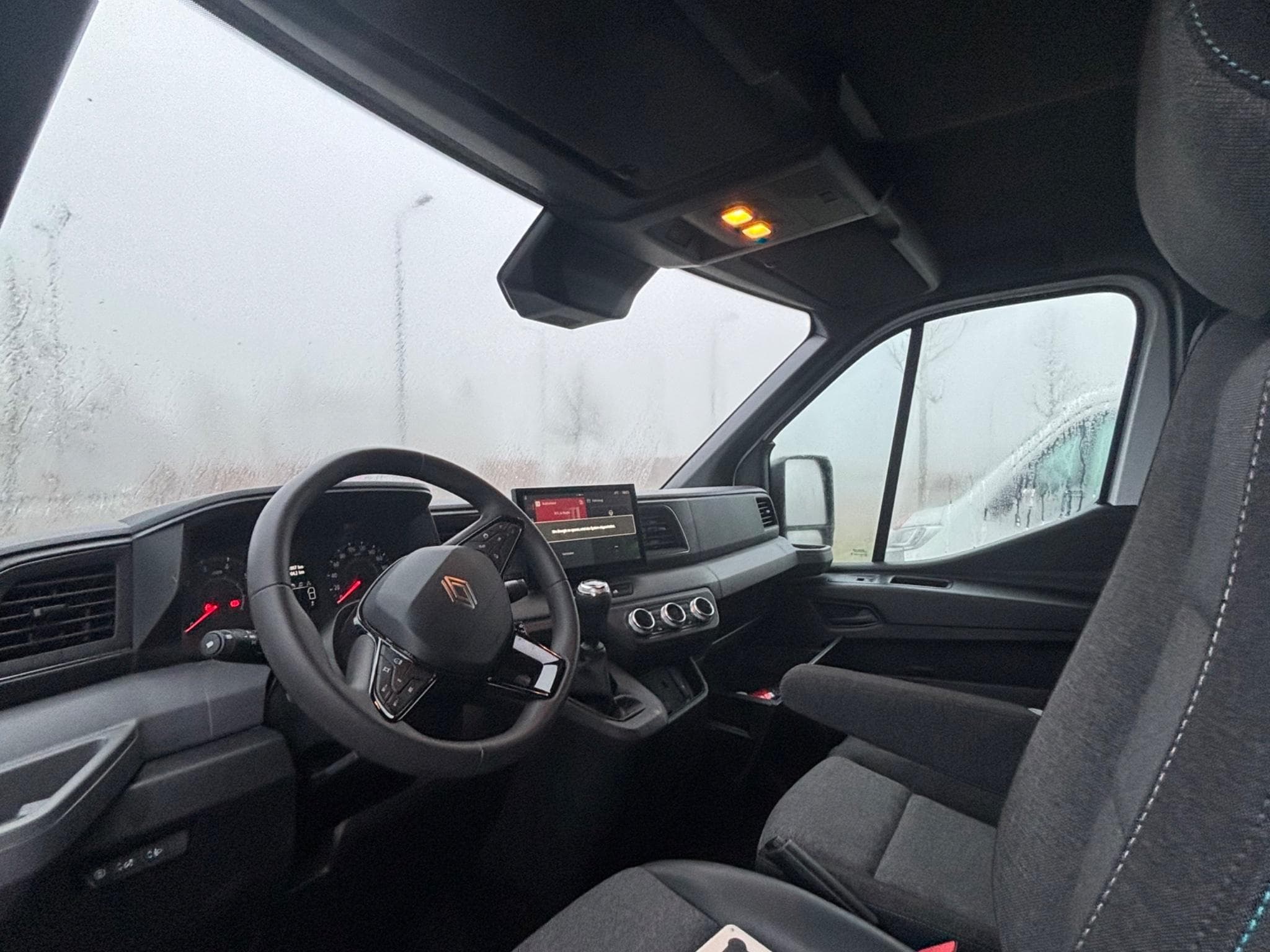 Renault Master FWD L3H2 3,5T Blue dCi 150 (2025) - Foto 3