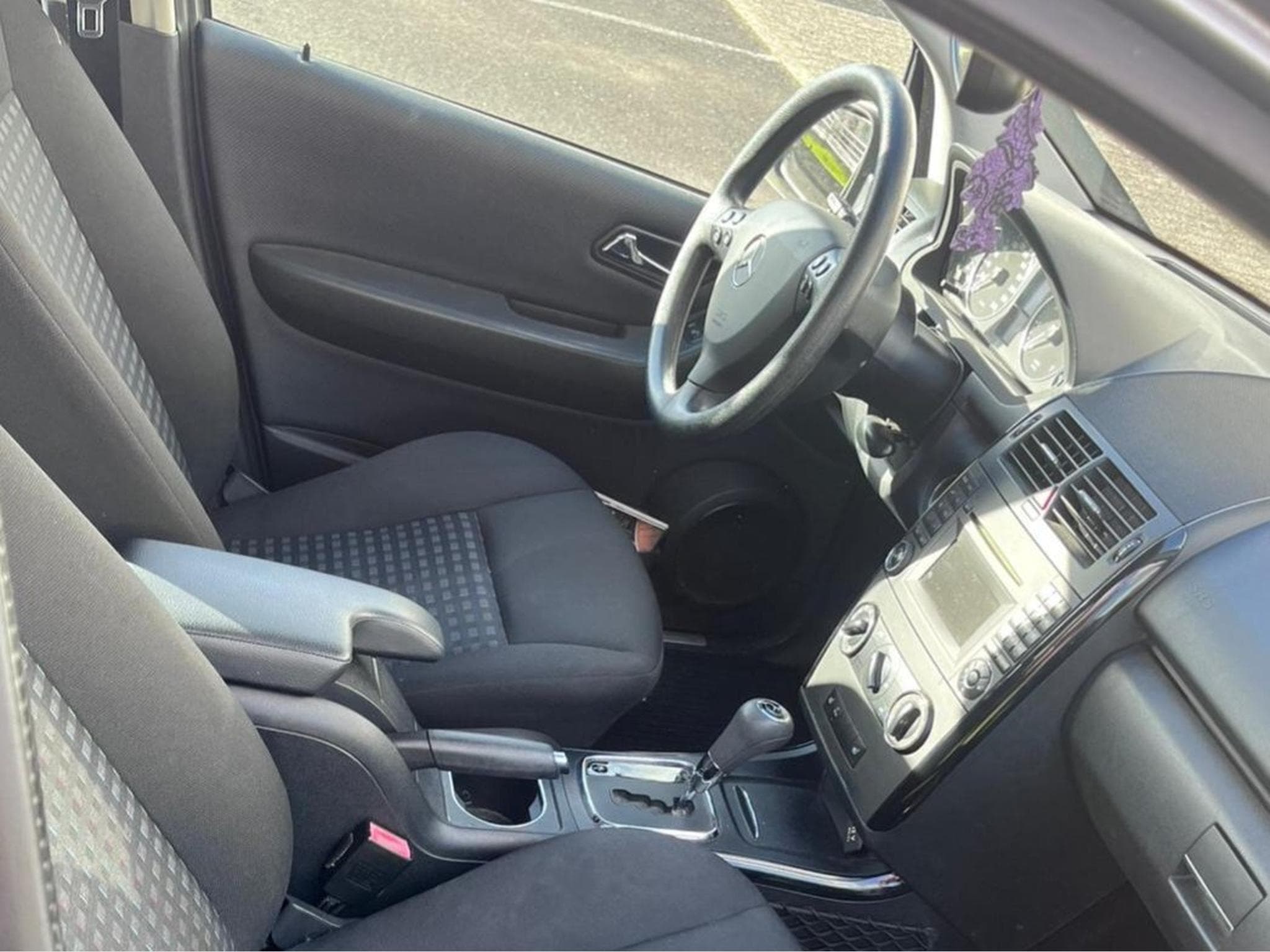 Mercedes A 160 (2009) - Photo 3