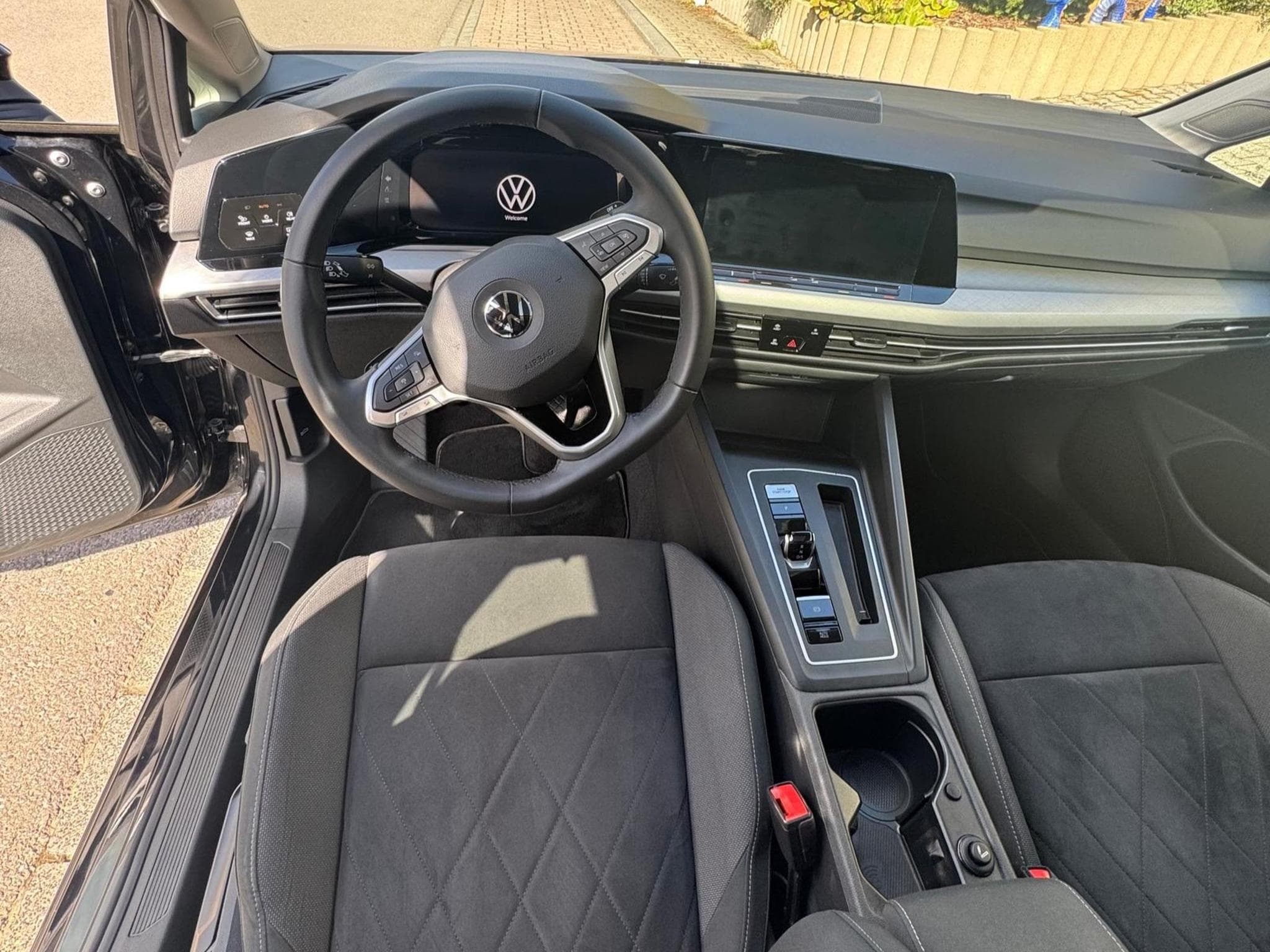 VW Golf Life 2.0 TDI SCR DSG Life (2020) - Foto 6