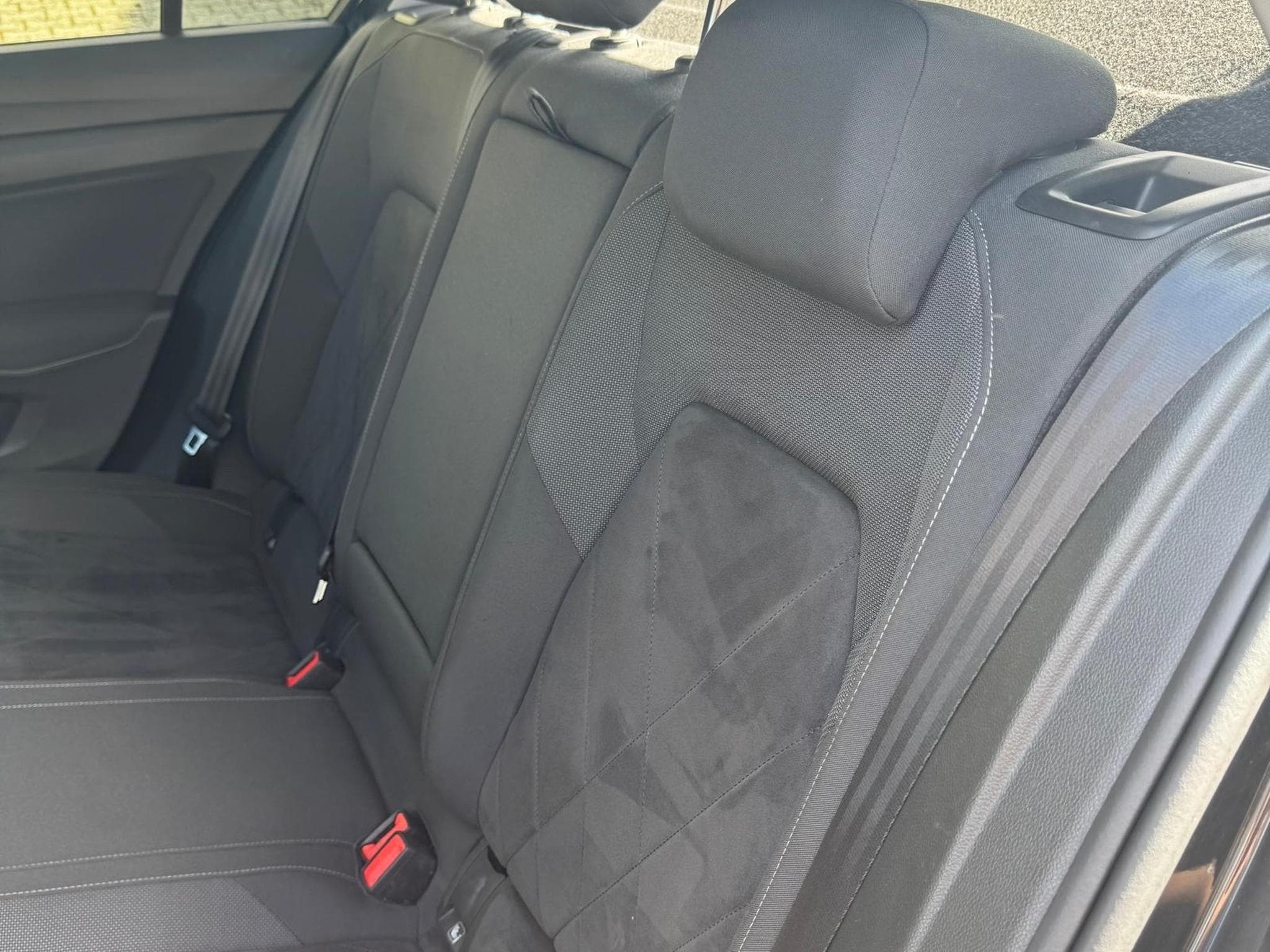 VW Golf Life 2.0 TDI SCR DSG Life (2020) - Foto 12