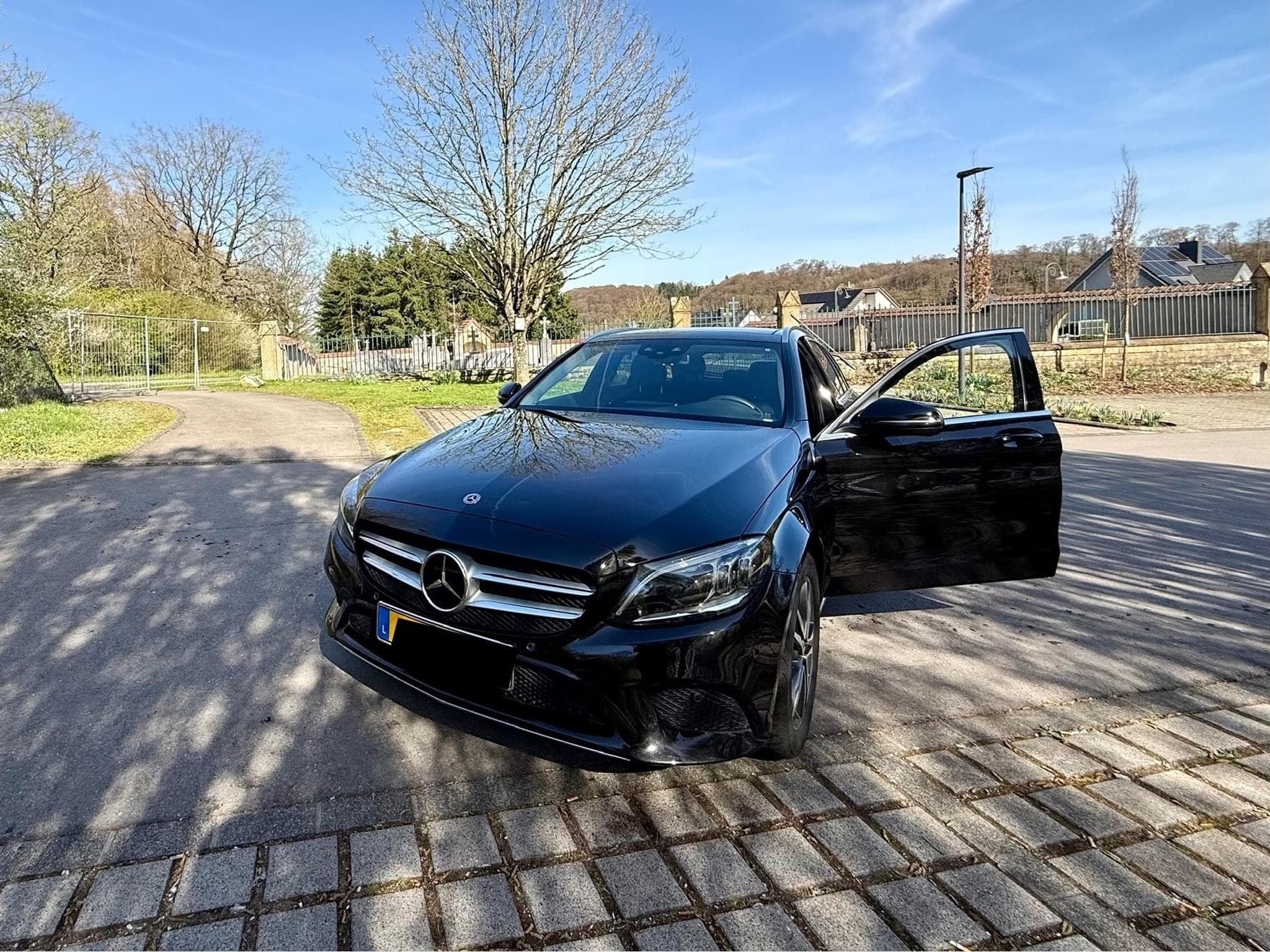 Mercedes 220 Avantgarde (2021) - Photo 4