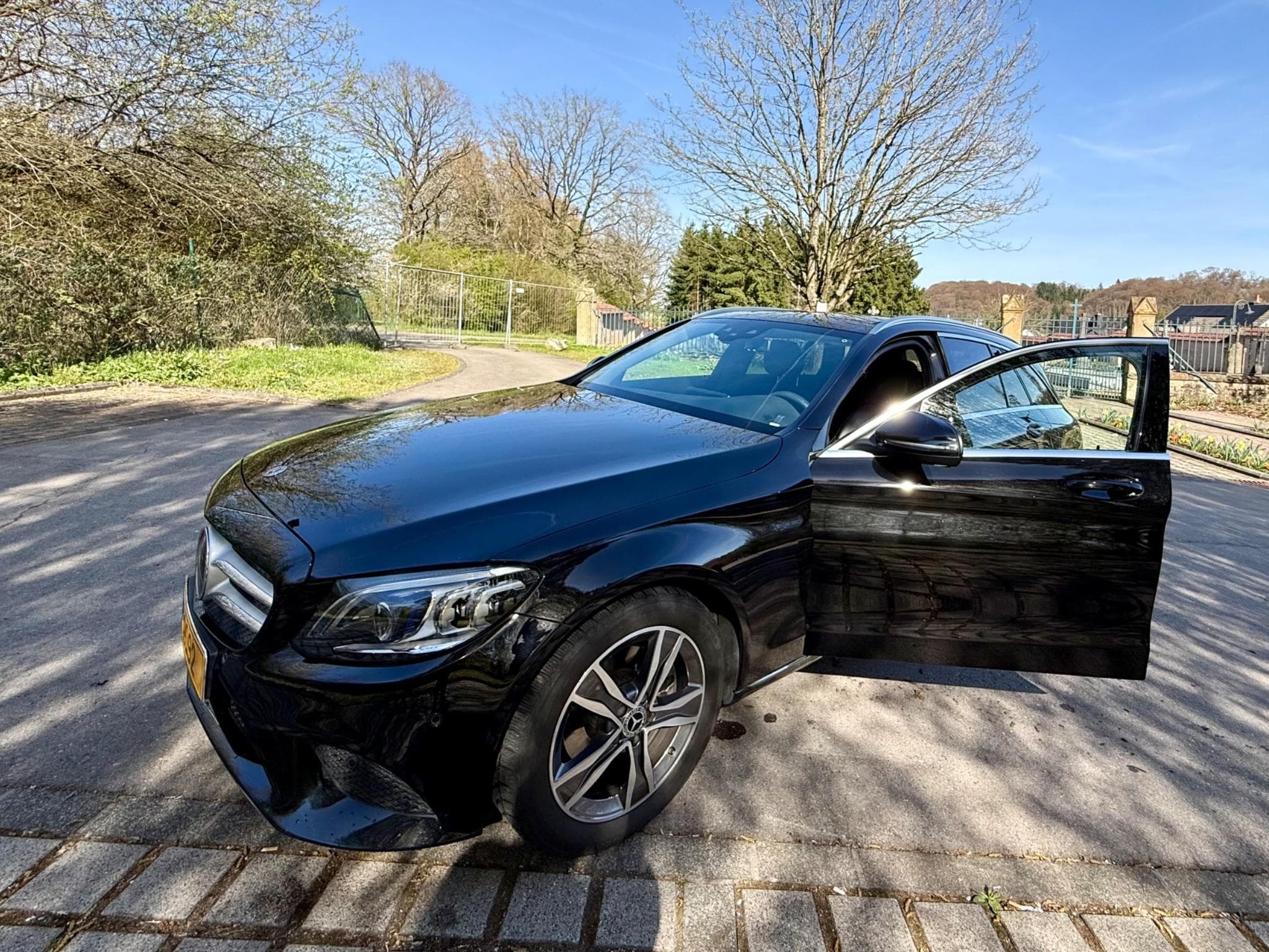 Mercedes 220 Avantgarde (2021) - Photo 5