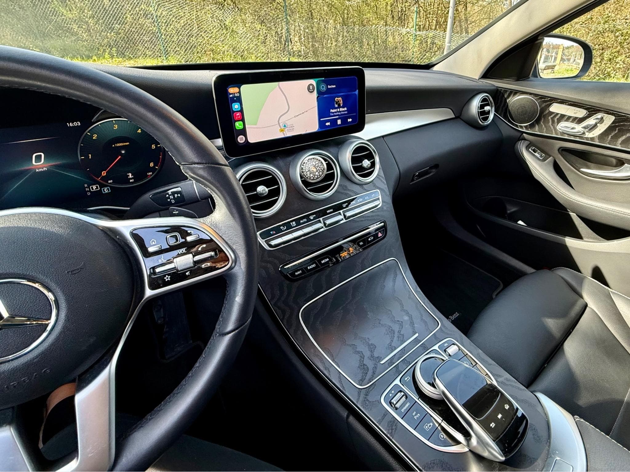 Mercedes 220 Avantgarde (2021) - Photo 9