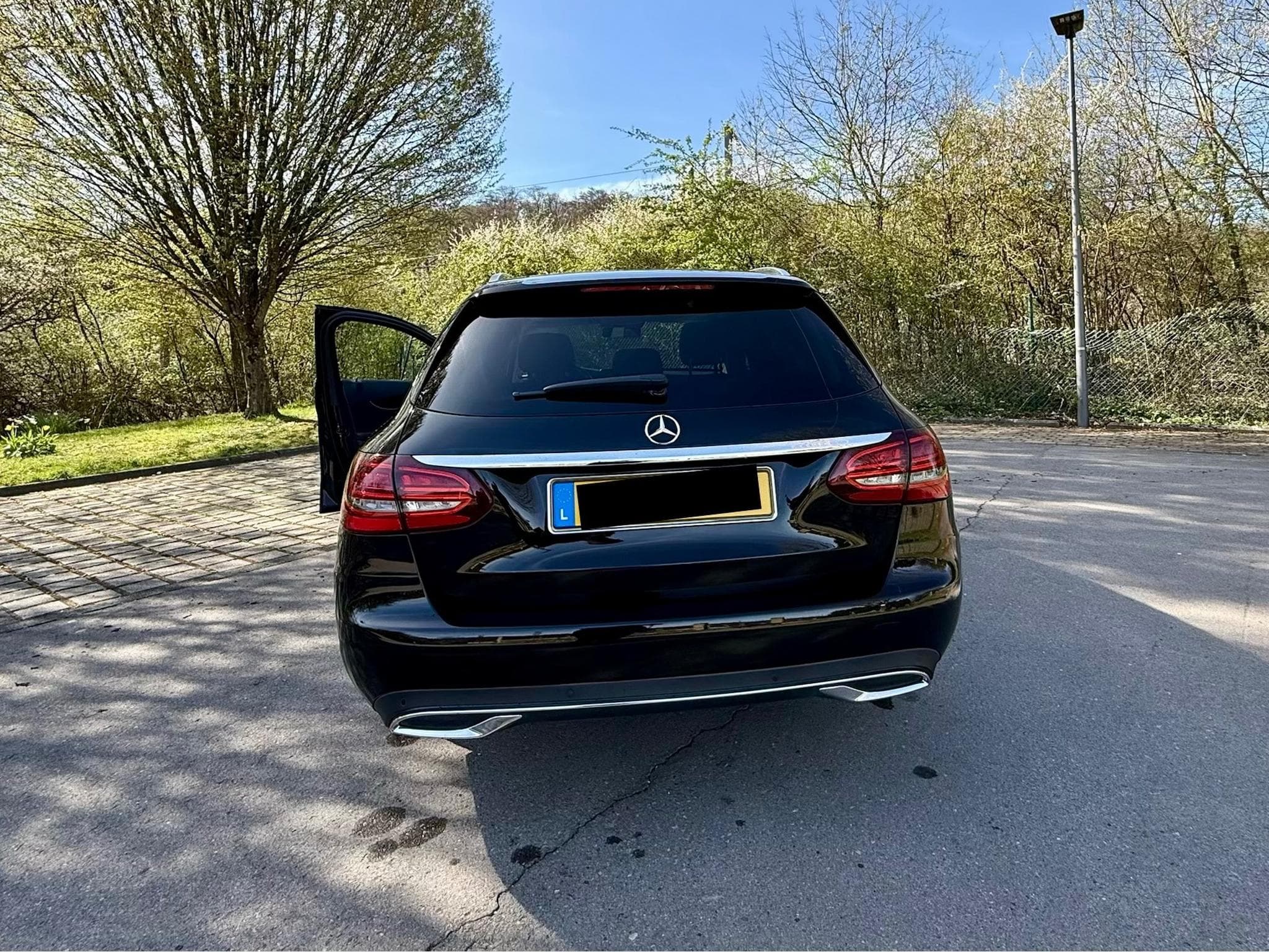 Mercedes 220 Avantgarde (2021) - Photo 13