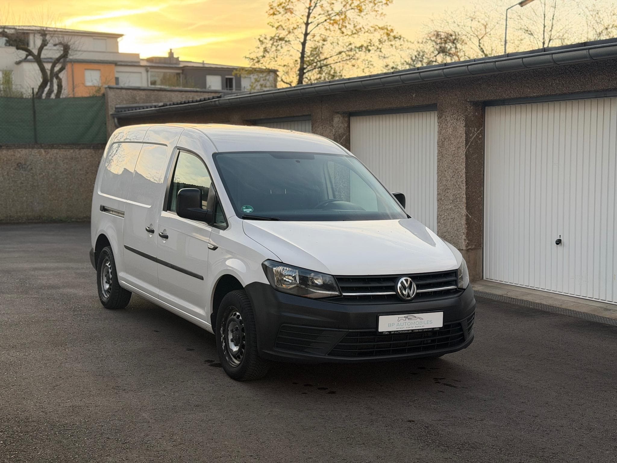 VW Caddy Caddy Maxi 2.0 TDI (2017) - Foto 2
