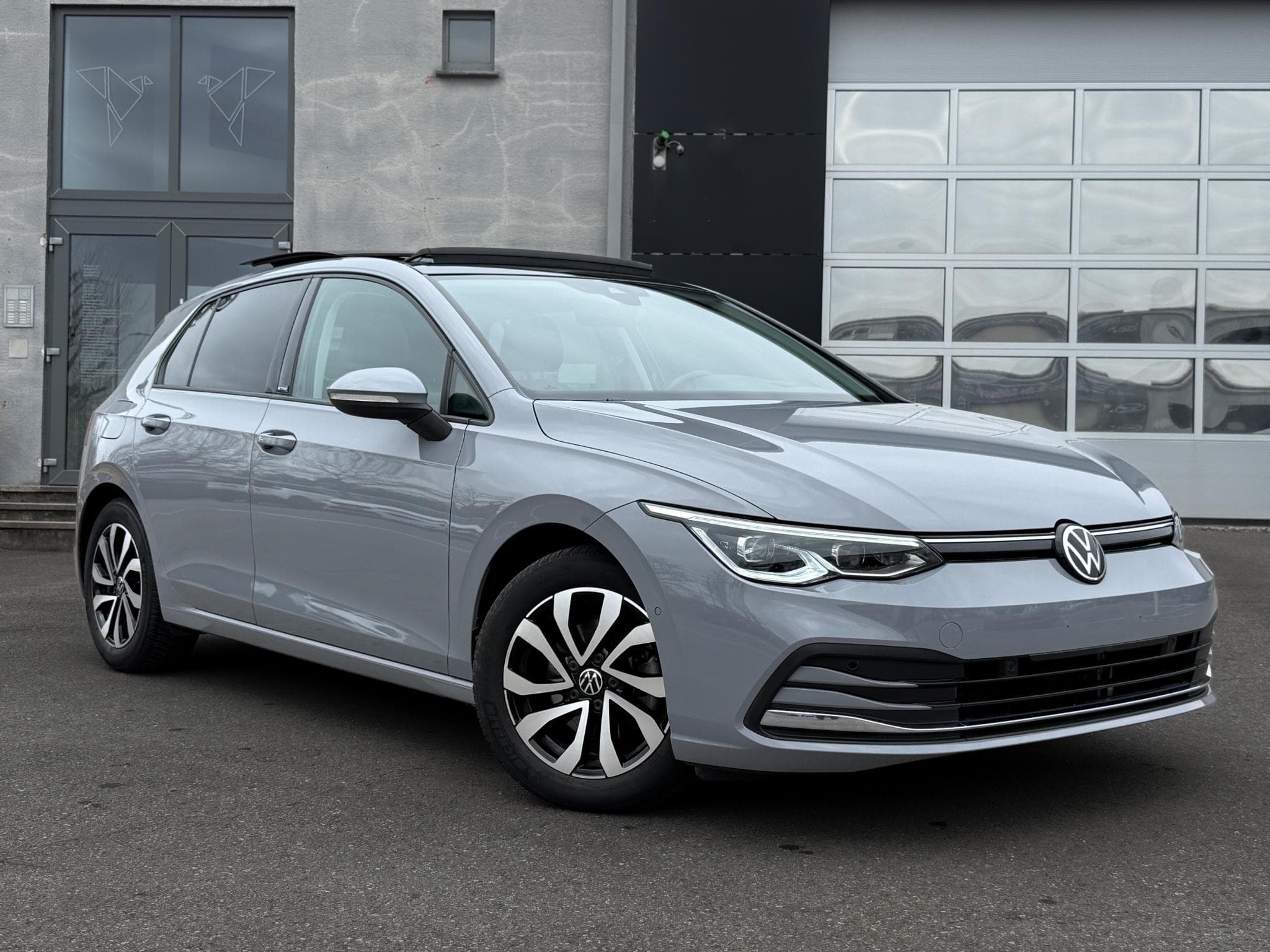 VW Golf Volkswagen golf 8 2.0 tdi Life active dsg 150cv ** toitouvra (2023) - Photo 3