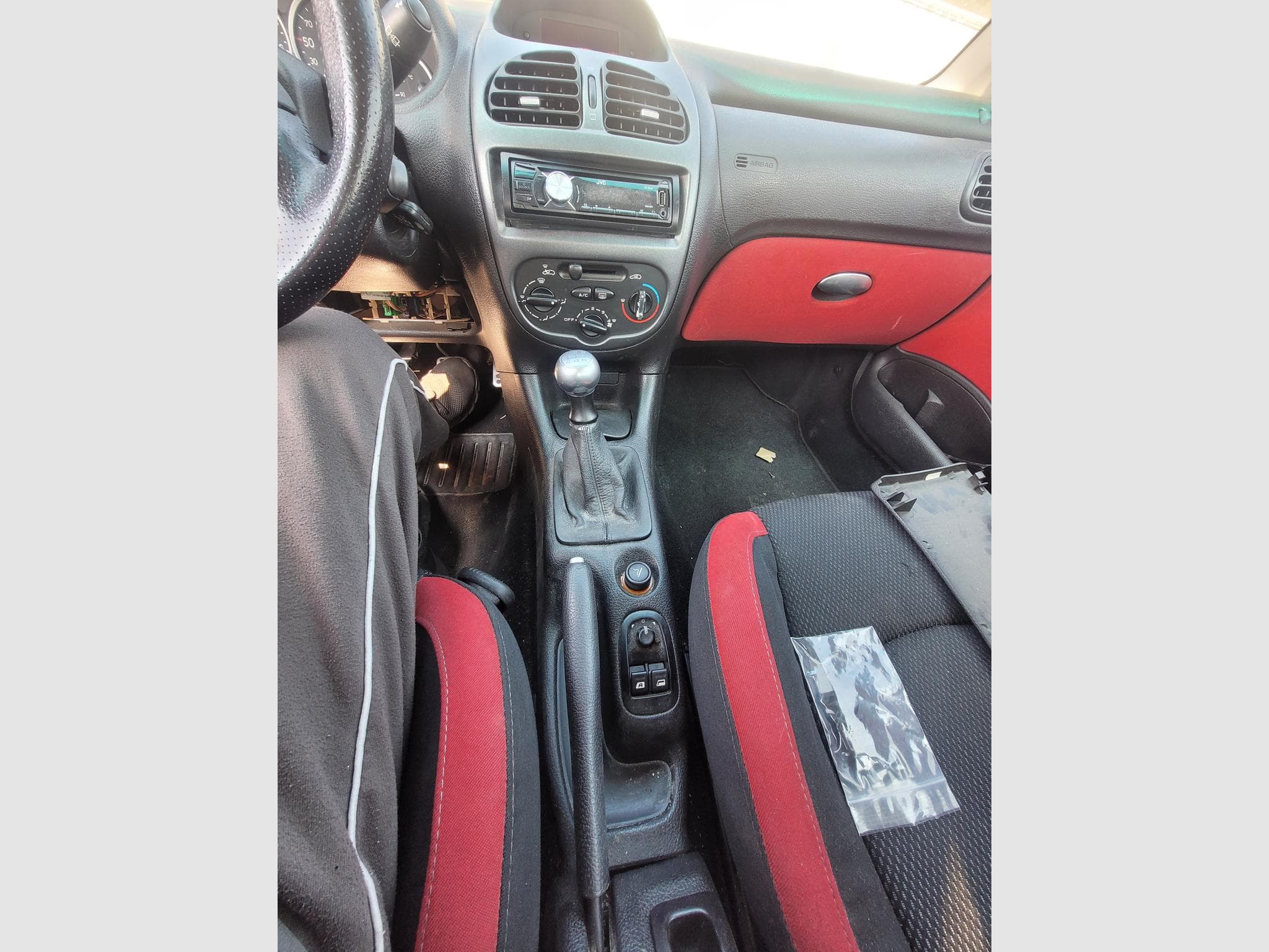 Peugeot 206 JBL (2006) - Photo 5