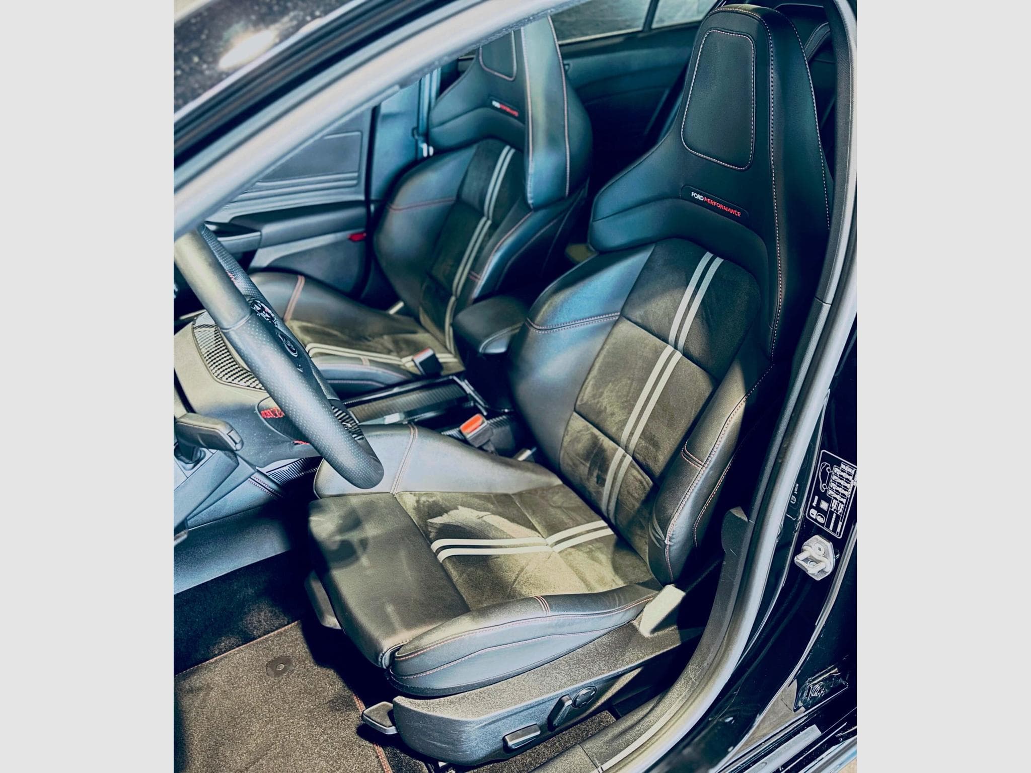 Ford Focus ST FOCUS ST PERFORMANCE (2022) - Photo 7