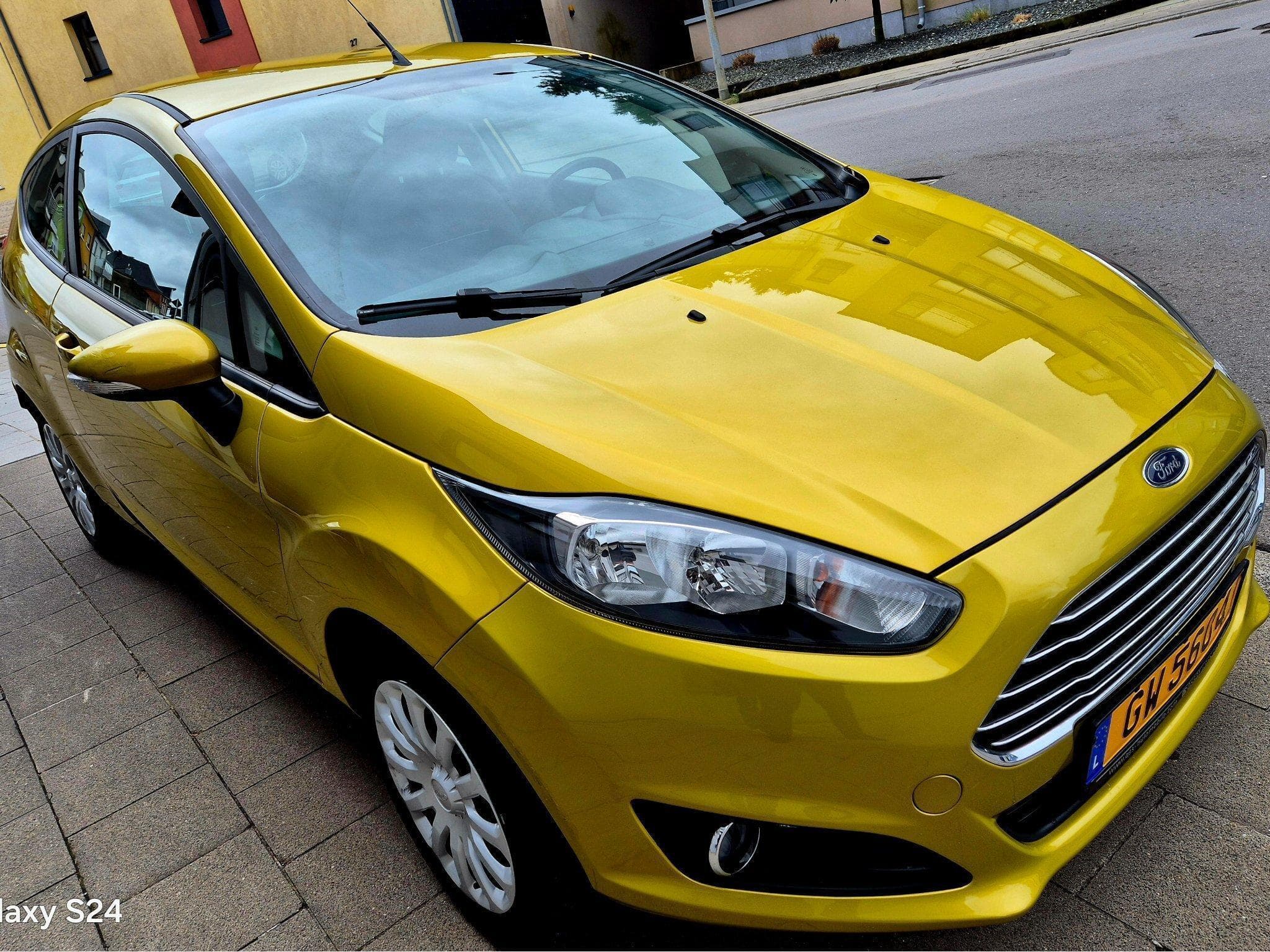 Ford Fiesta 1.0 Econetic Technology (2013) - Foto 6
