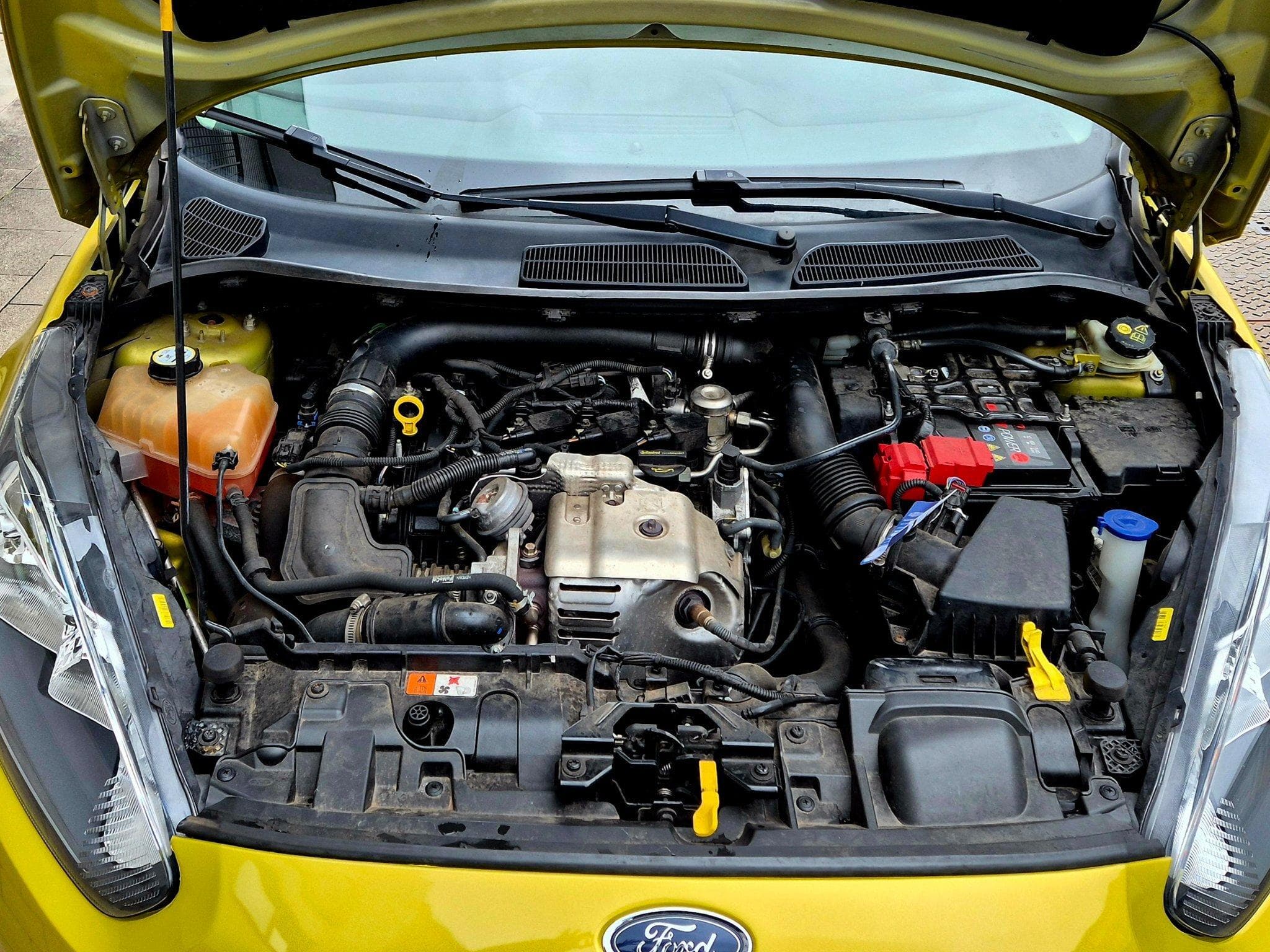 Ford Fiesta 1.0 Econetic Technology (2013) - Foto 13