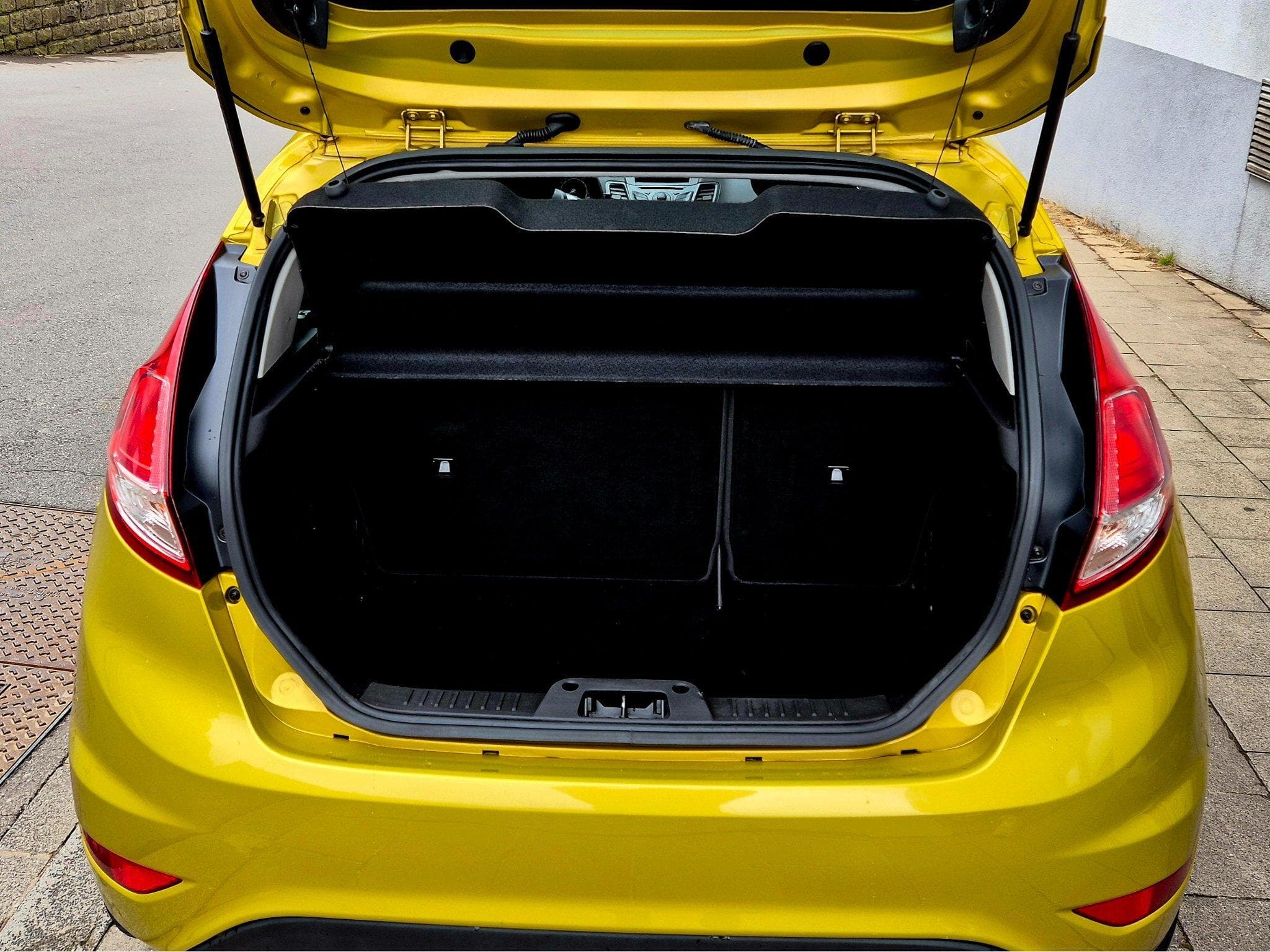 Ford Fiesta 1.0 Econetic Technology (2013) - Foto 14