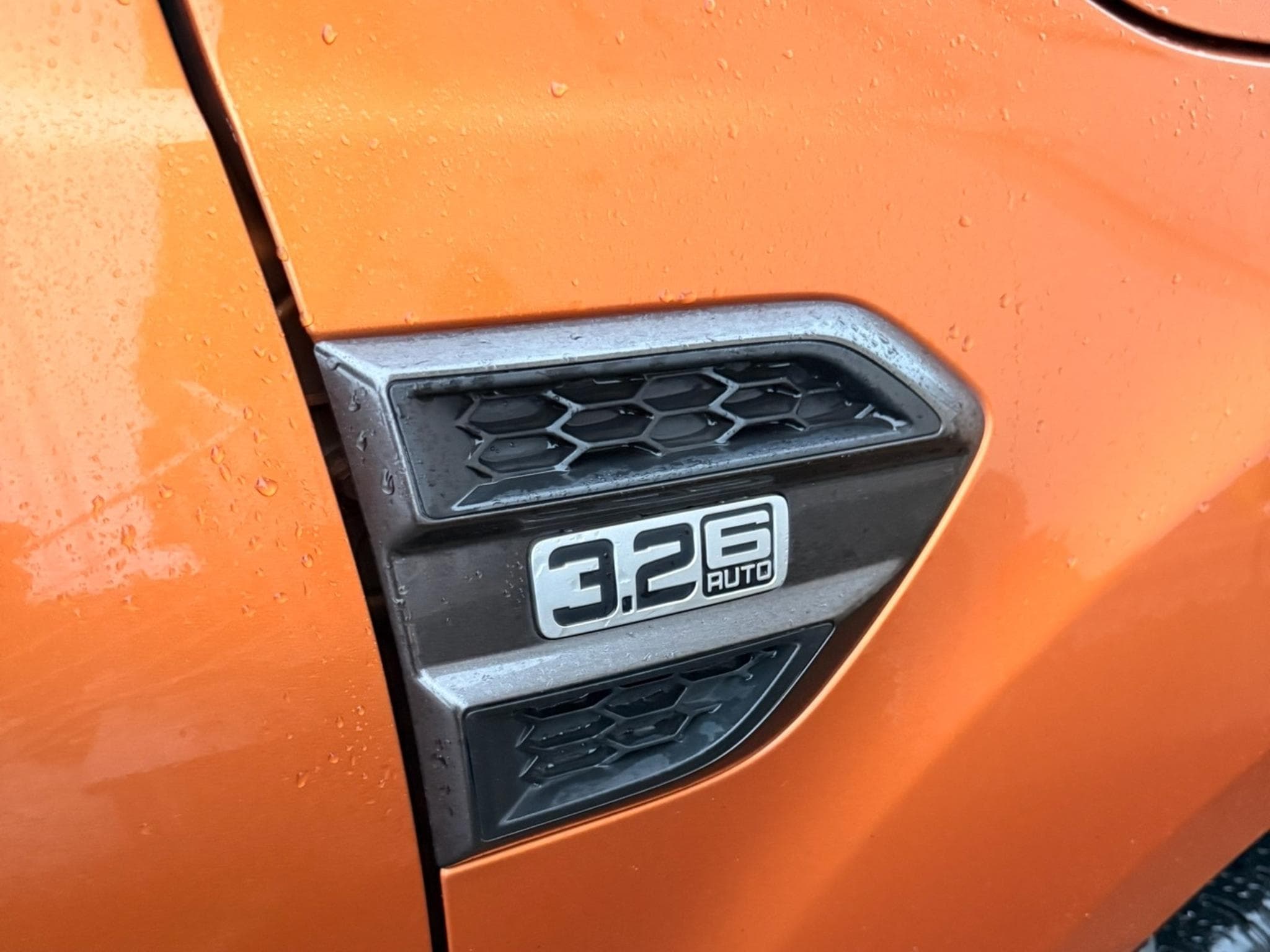 Ford Ranger 3.2 Liter Turbo (2018) - Foto 5