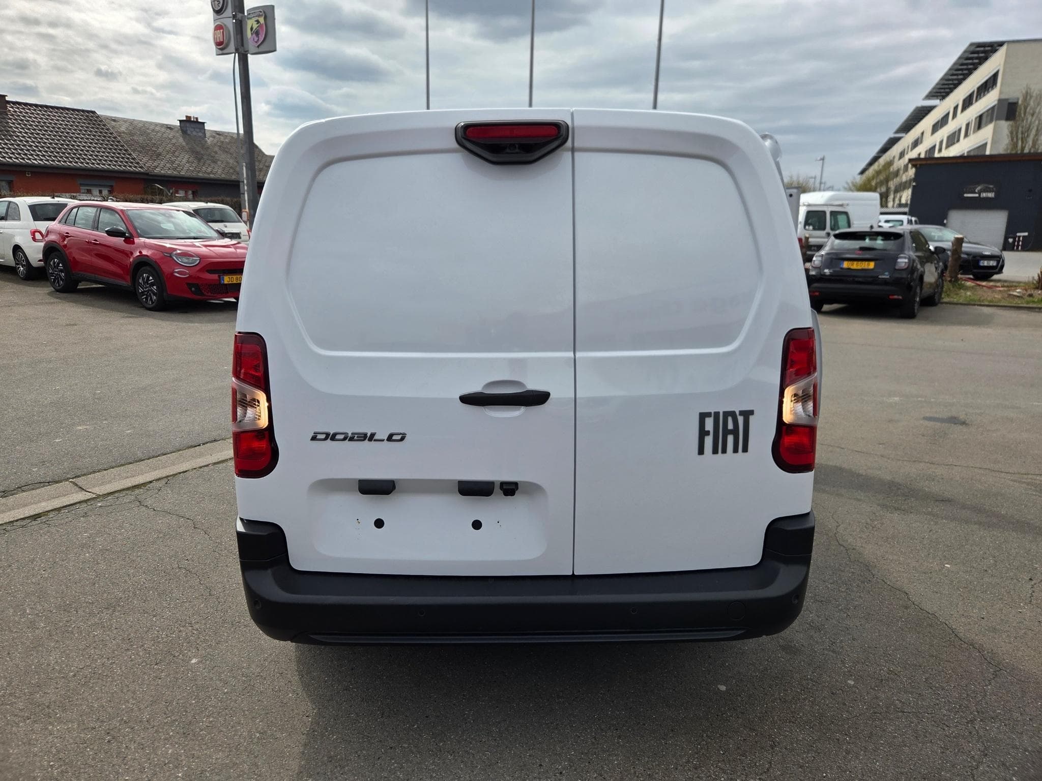 Fiat Doblo VAN L2 HEAVY 1.5 HDI 100 CV (2024) - Photo 7
