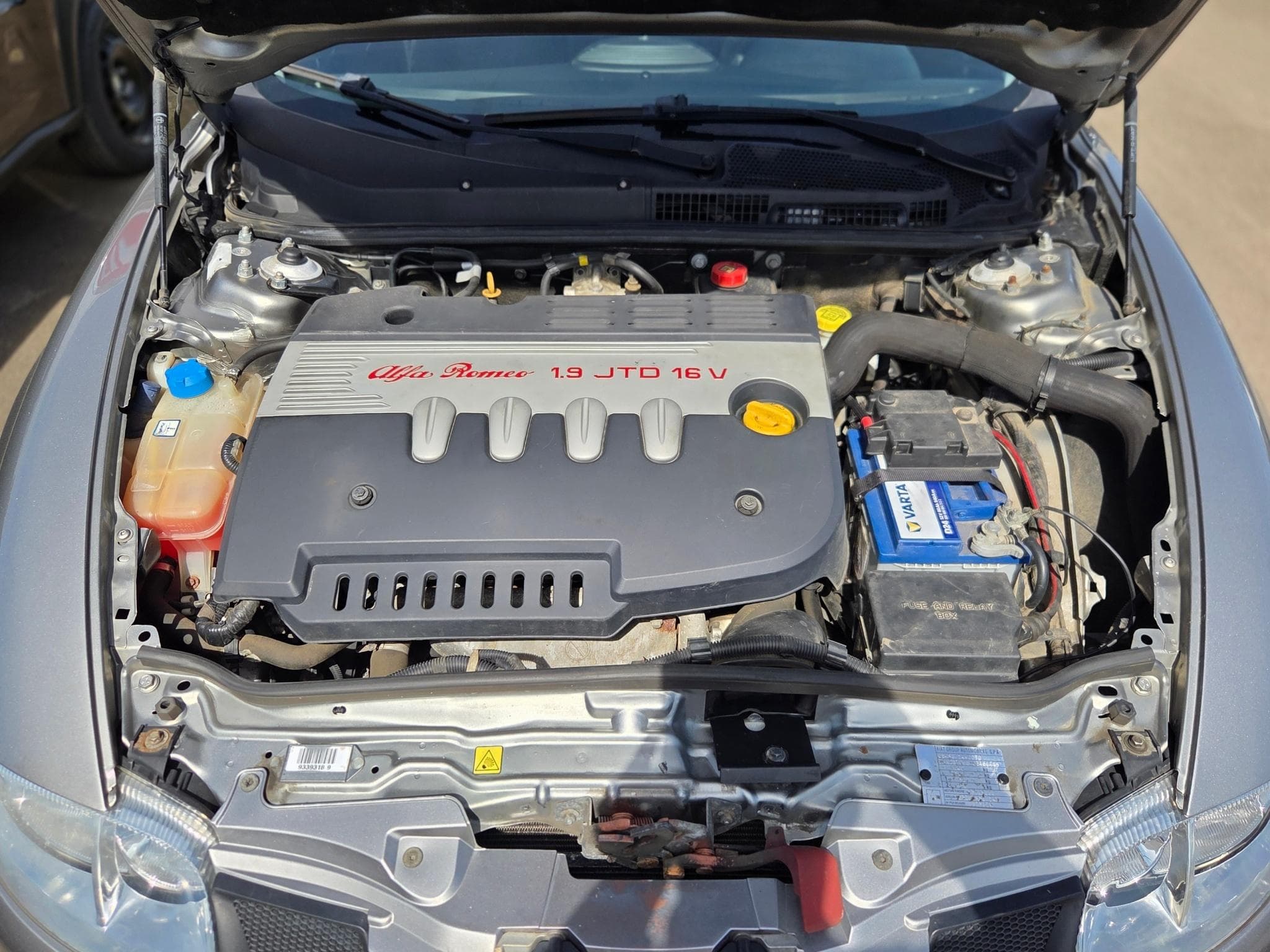 Alfa-Romeo GT 1.9 JTD 150 (2010) - Foto 10