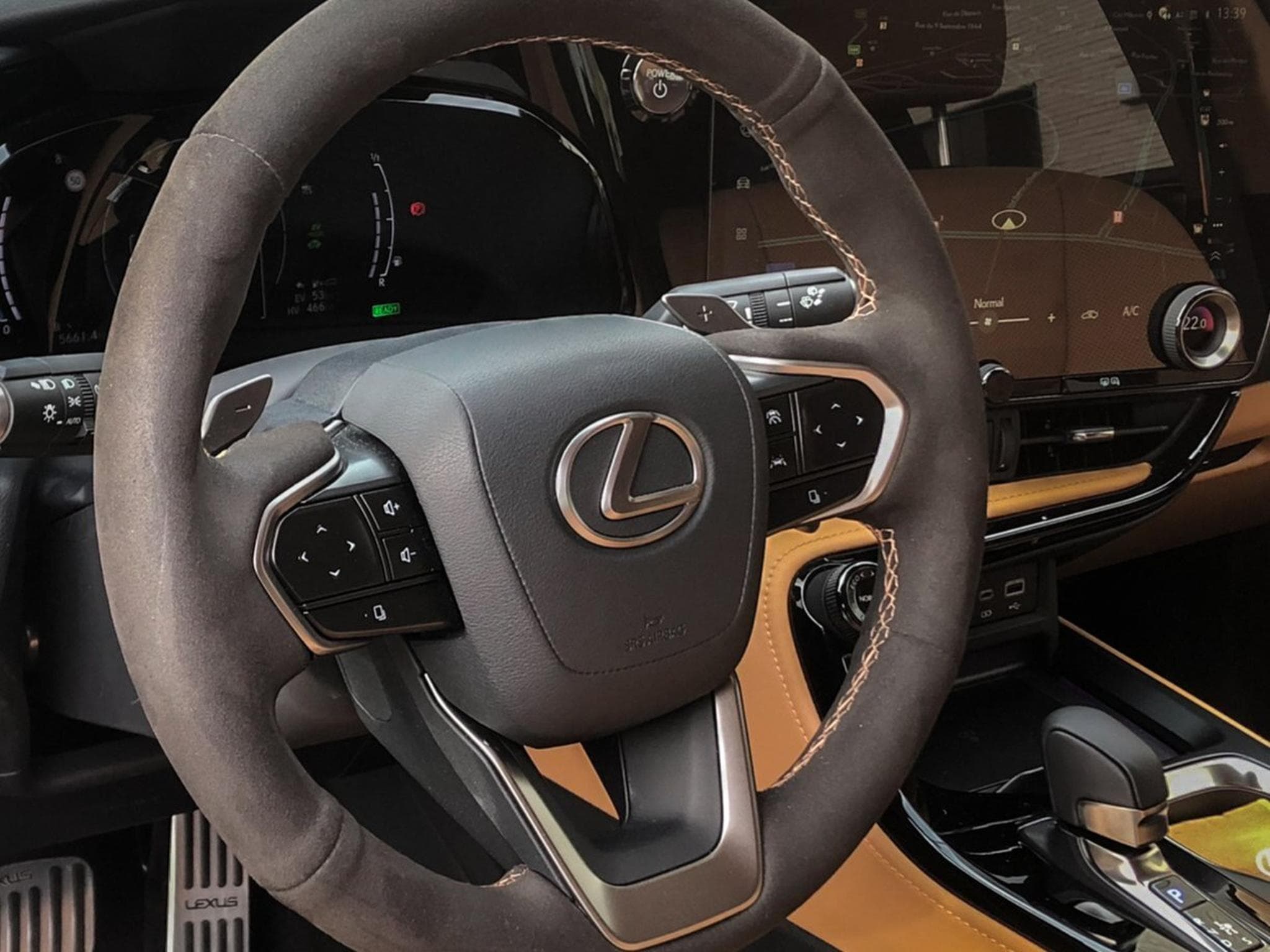 Lexus NX 450h+ Plugin, Privilège LU-BE Luxury DE (2025) - Foto 7