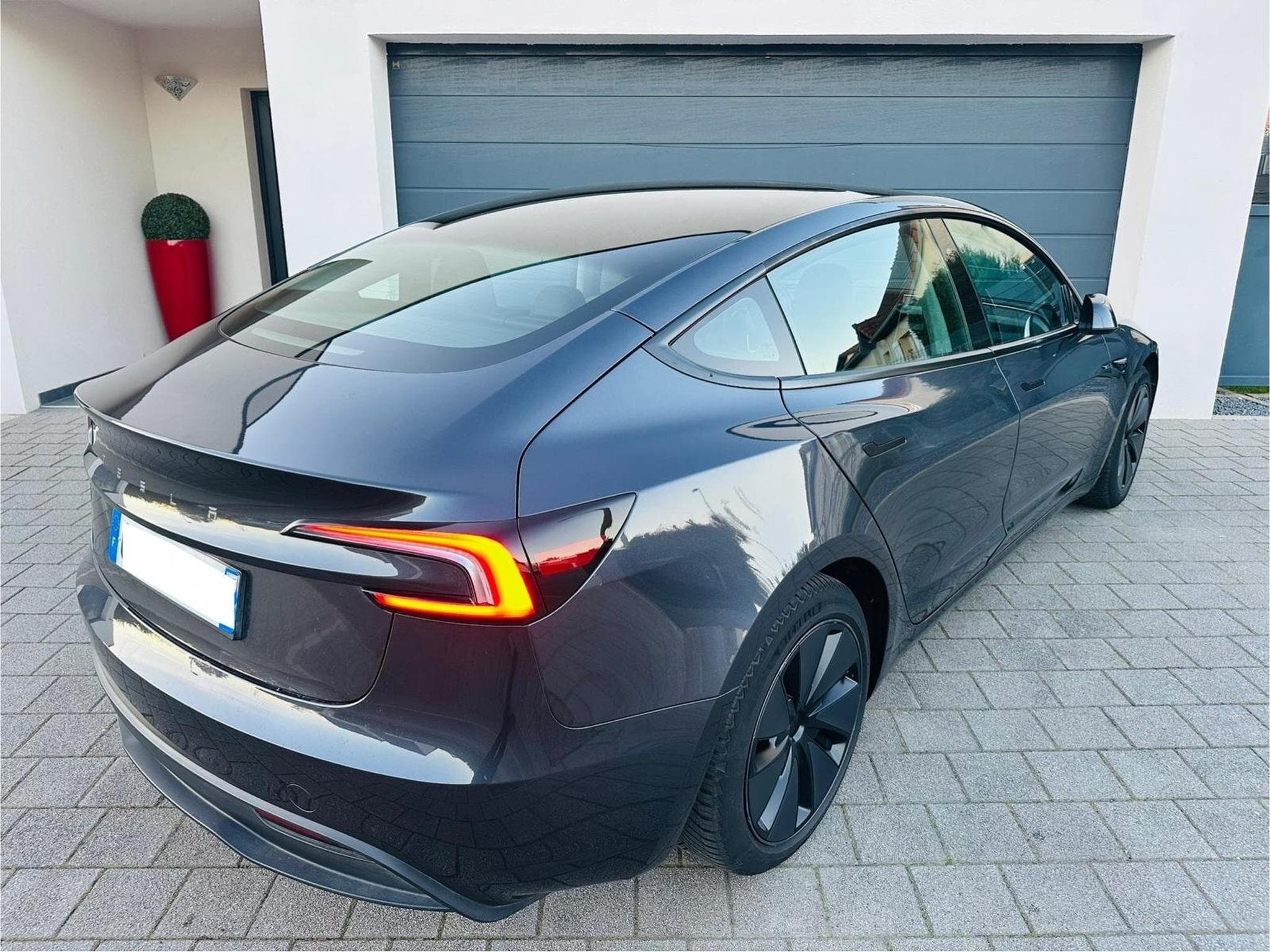 Tesla Model 3 tesla model 3 Highland standard rwd (2023) - Photo 8
