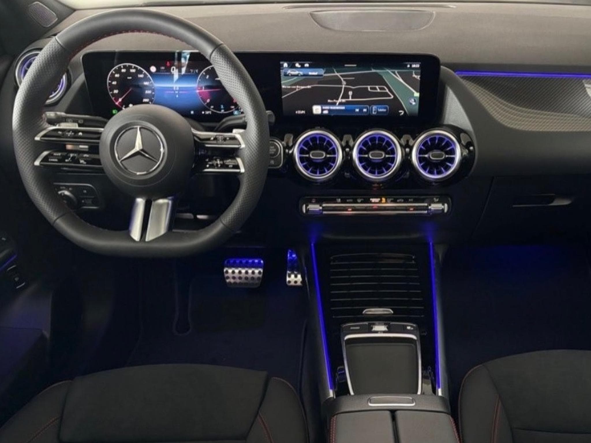 Mercedes GLA 200 Premium Amg Night Edition (2024) - Photo 9