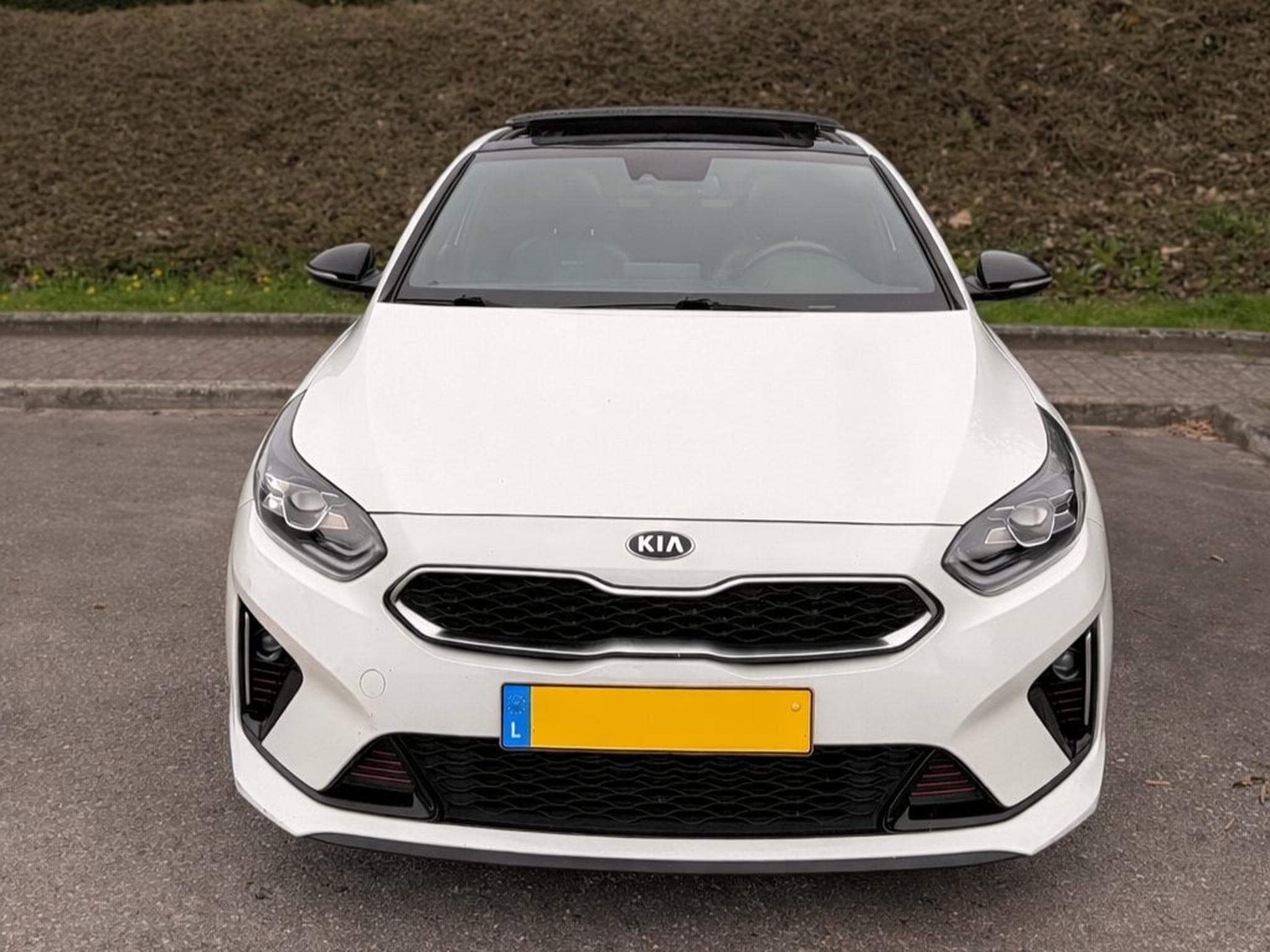 Kia ProCeed 1.6 CRDi GT-Line (2019) - Foto 2