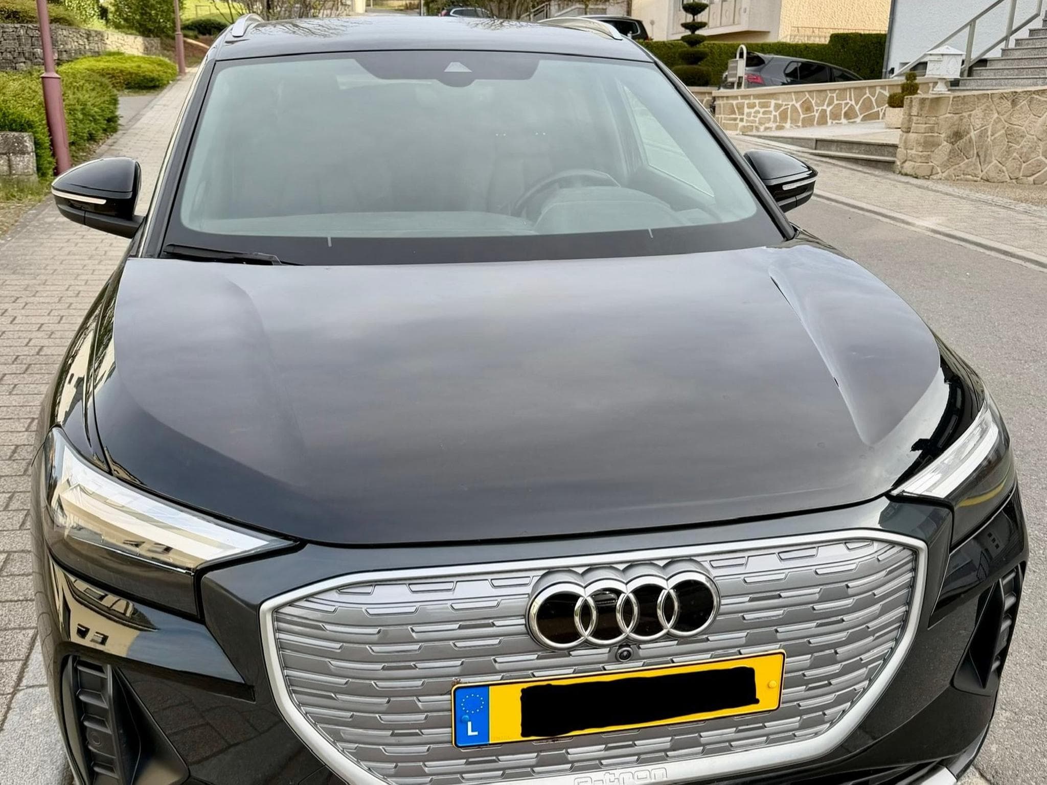 Audi Q4 e-tron 40 (2023) - Photo 2