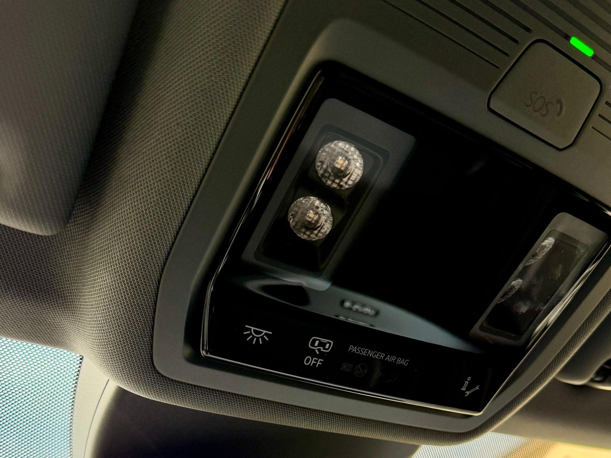 Audi Q4 e-tron 40 (2023) - Photo 10