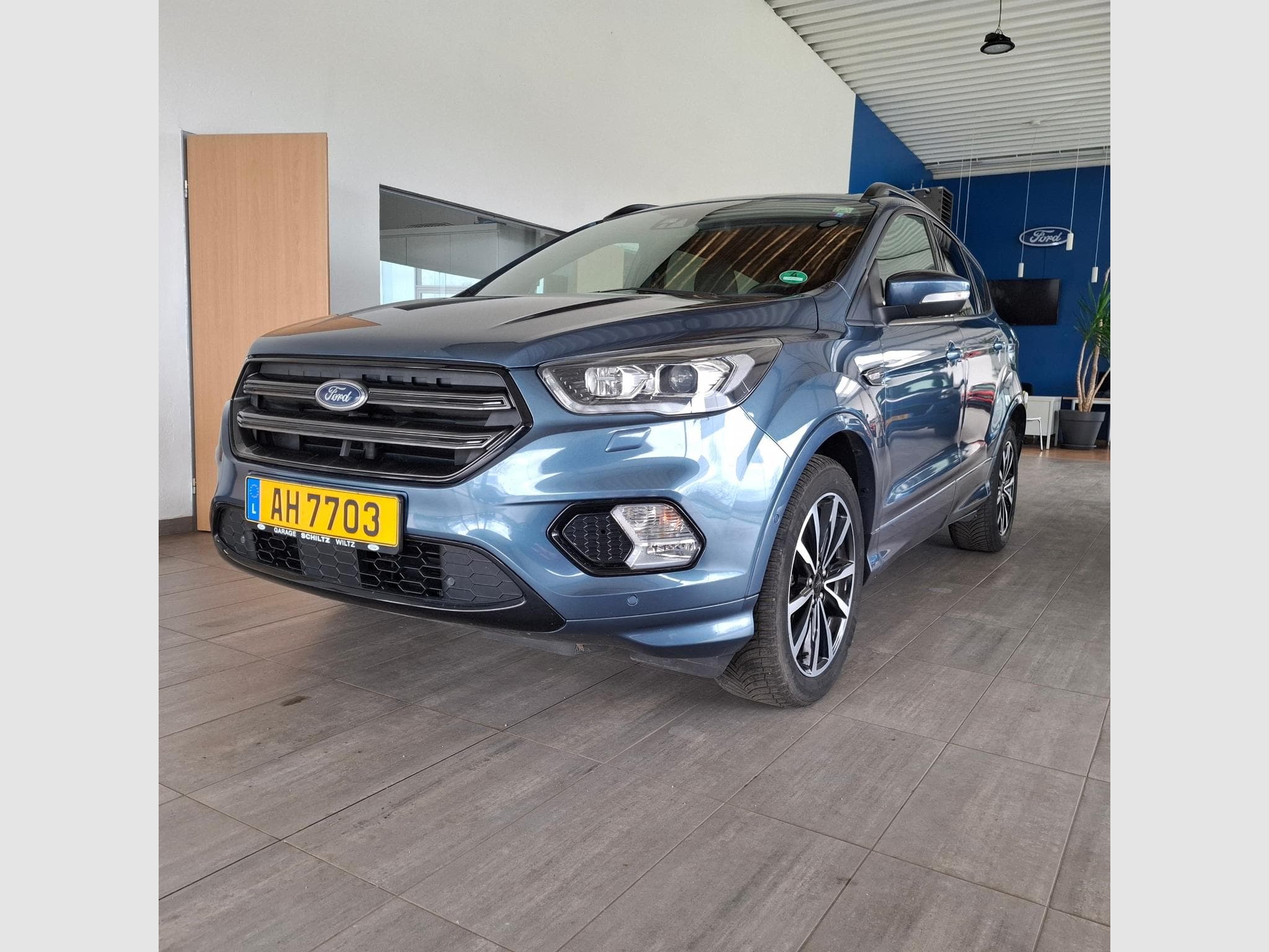 Ford Kuga ST-LINE AWD (2019) - Photo 1