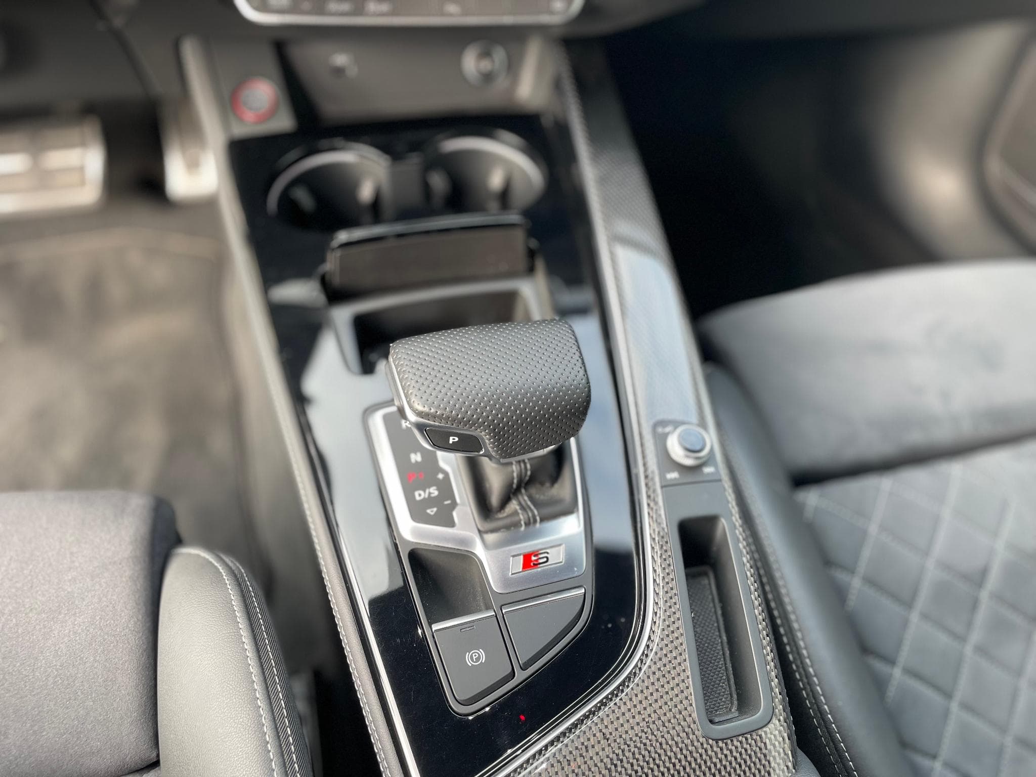 Audi A4 Avant 3l Tdi 341 Quattro S-Line (2023) - Photo 10