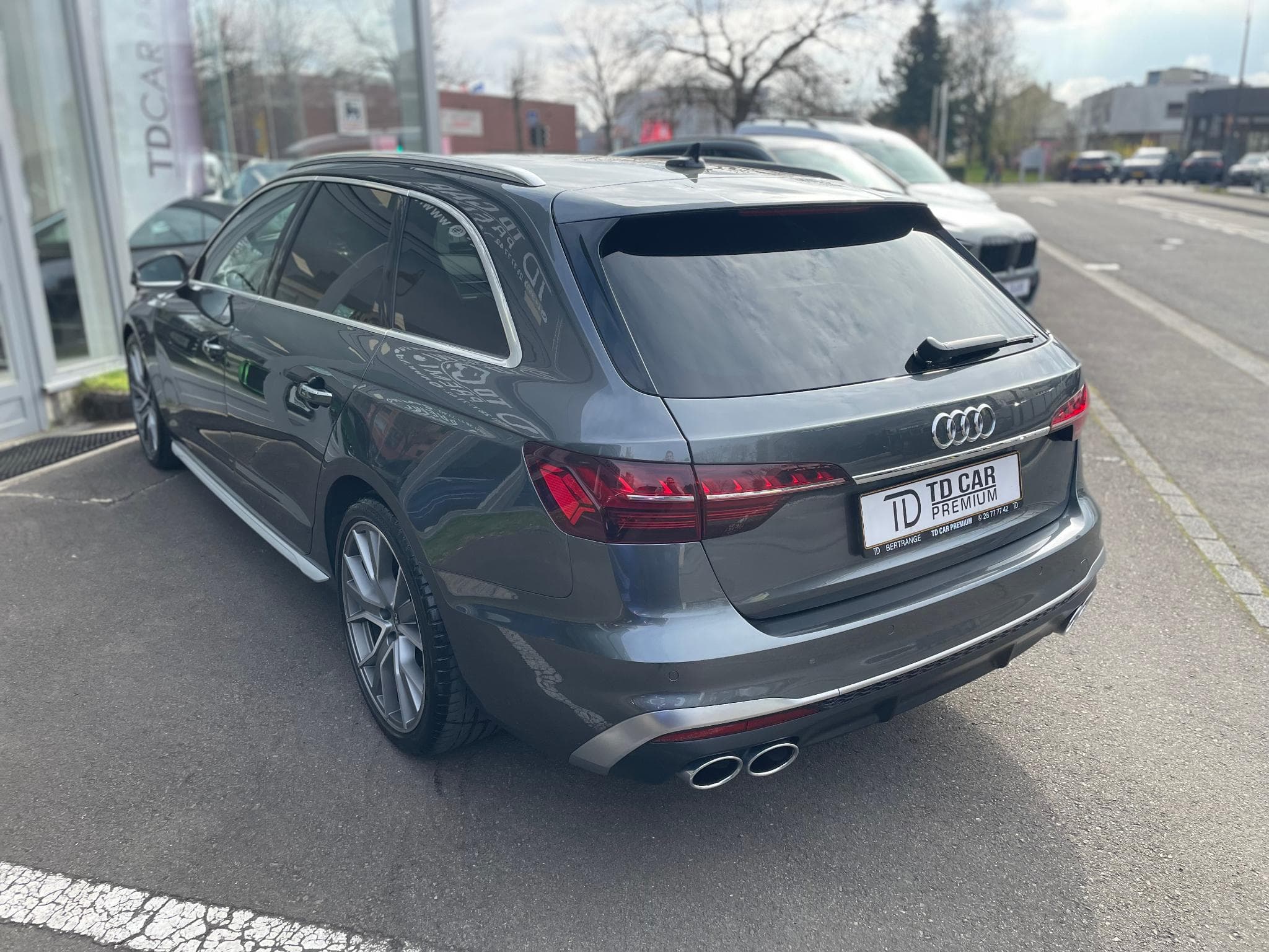 Audi A4 Avant 3l Tdi 341 Quattro S-Line (2023) - Photo 14