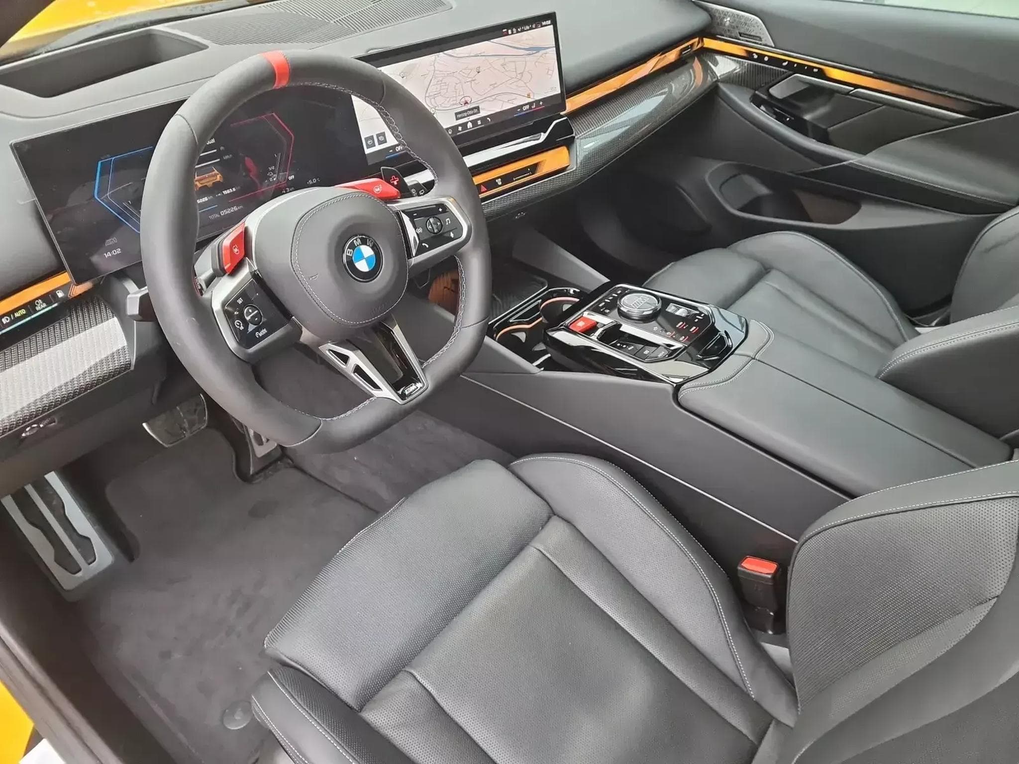 BMW M5 Touring Comfort+ (2025) - Foto 8