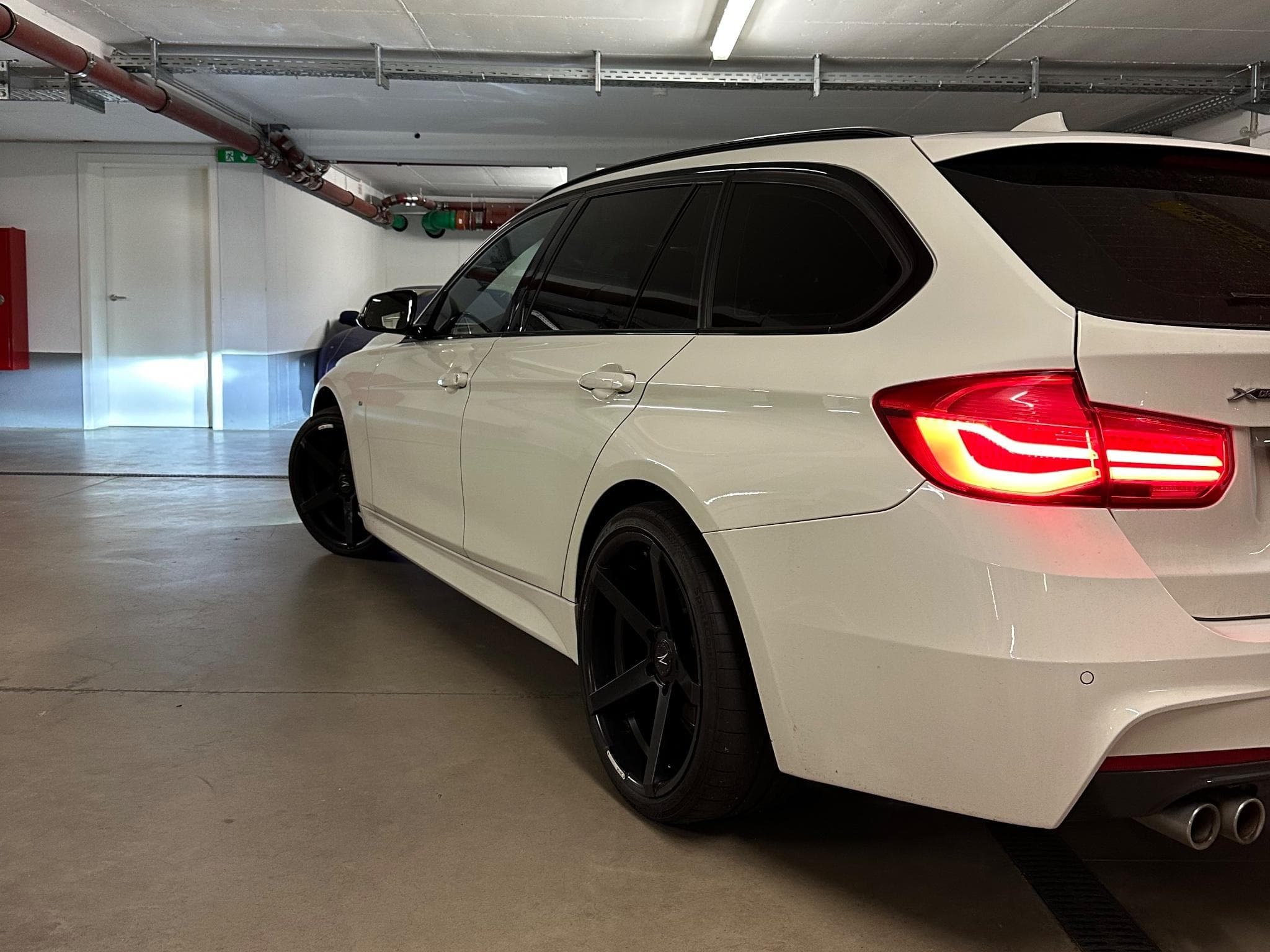 BMW 320 M Sport xDrive (2018) - Photo 1