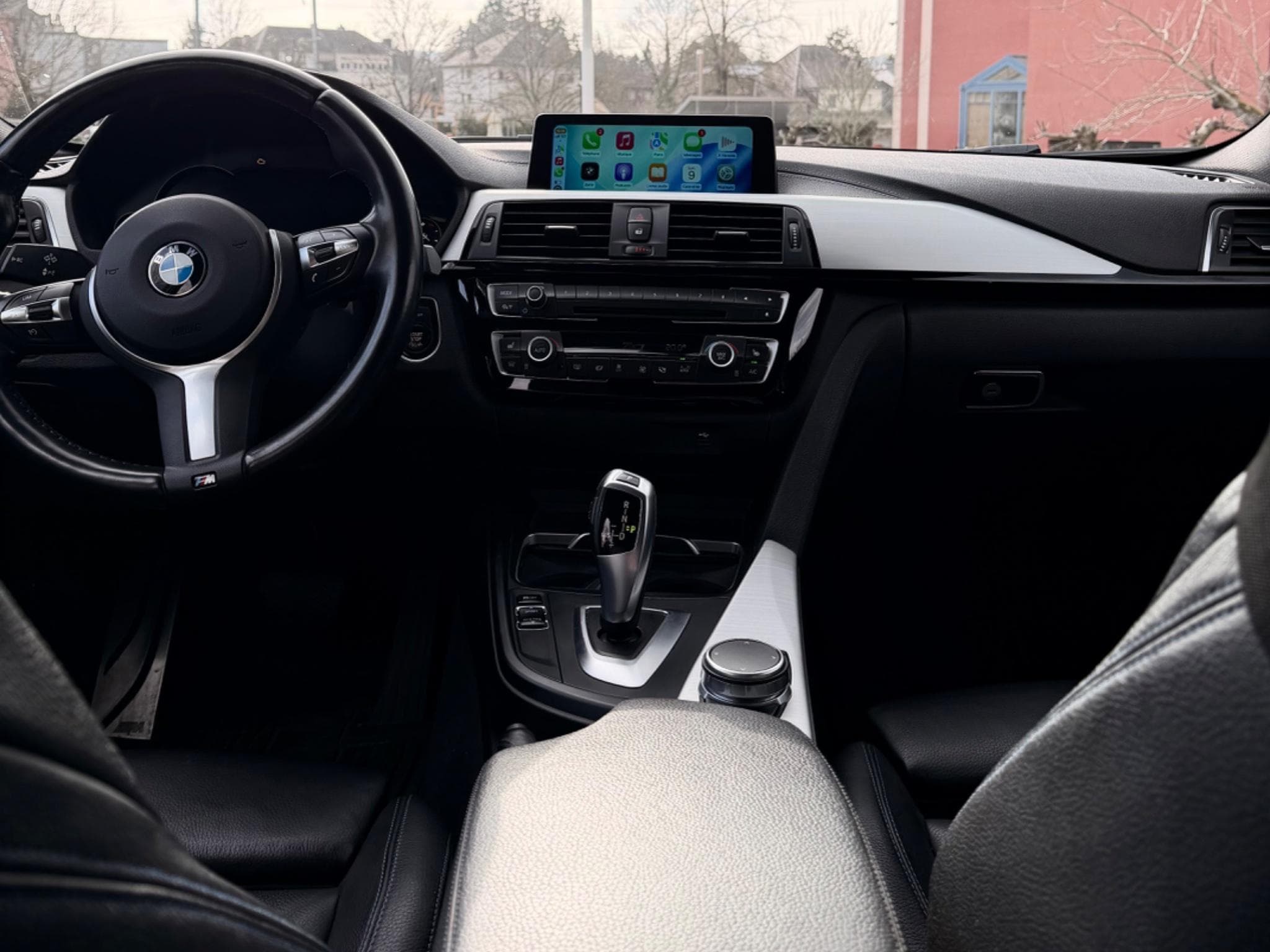 BMW 320 M Sport xDrive (2018) - Photo 9