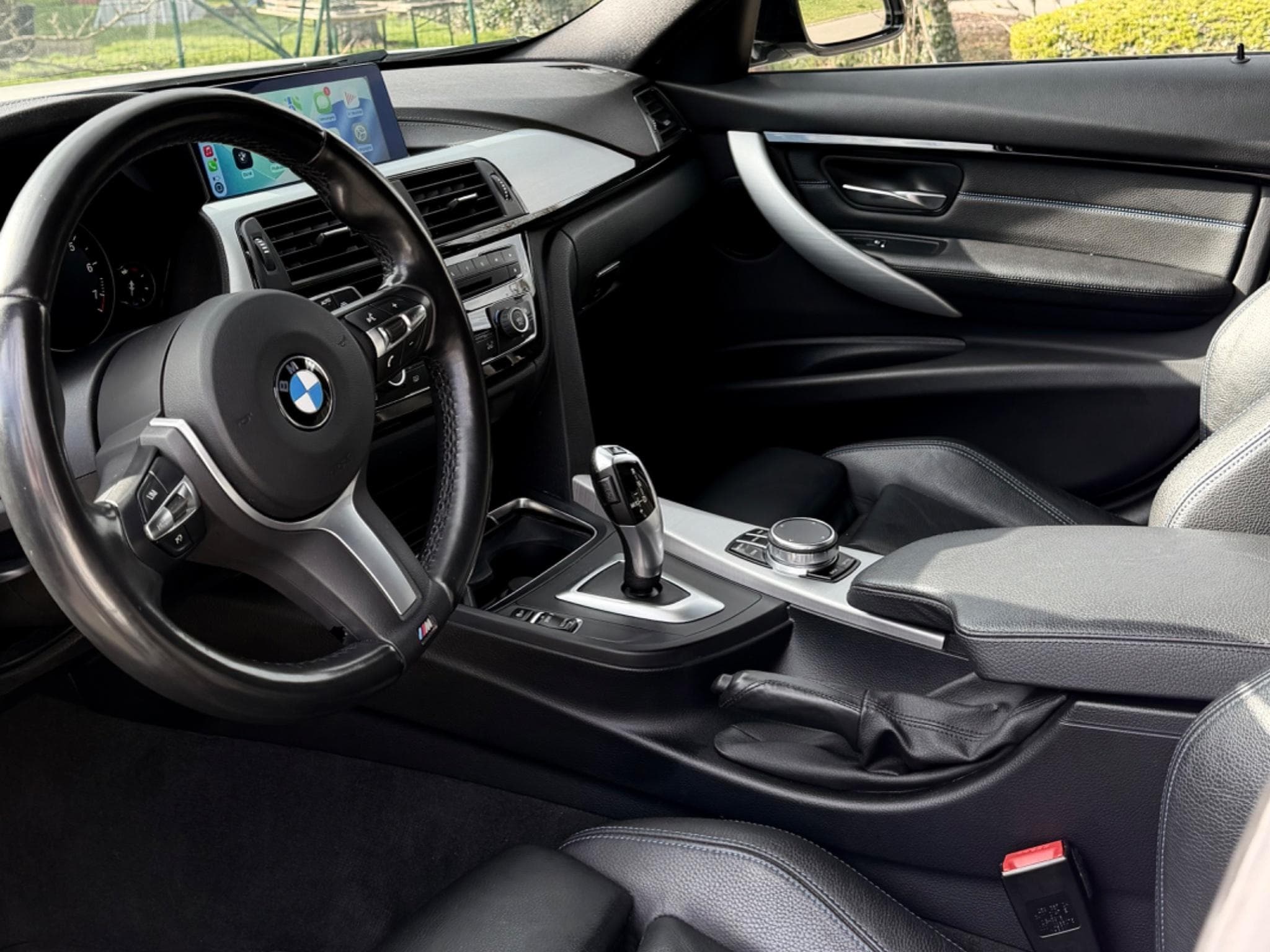 BMW 320 M Sport xDrive (2018) - Photo 12