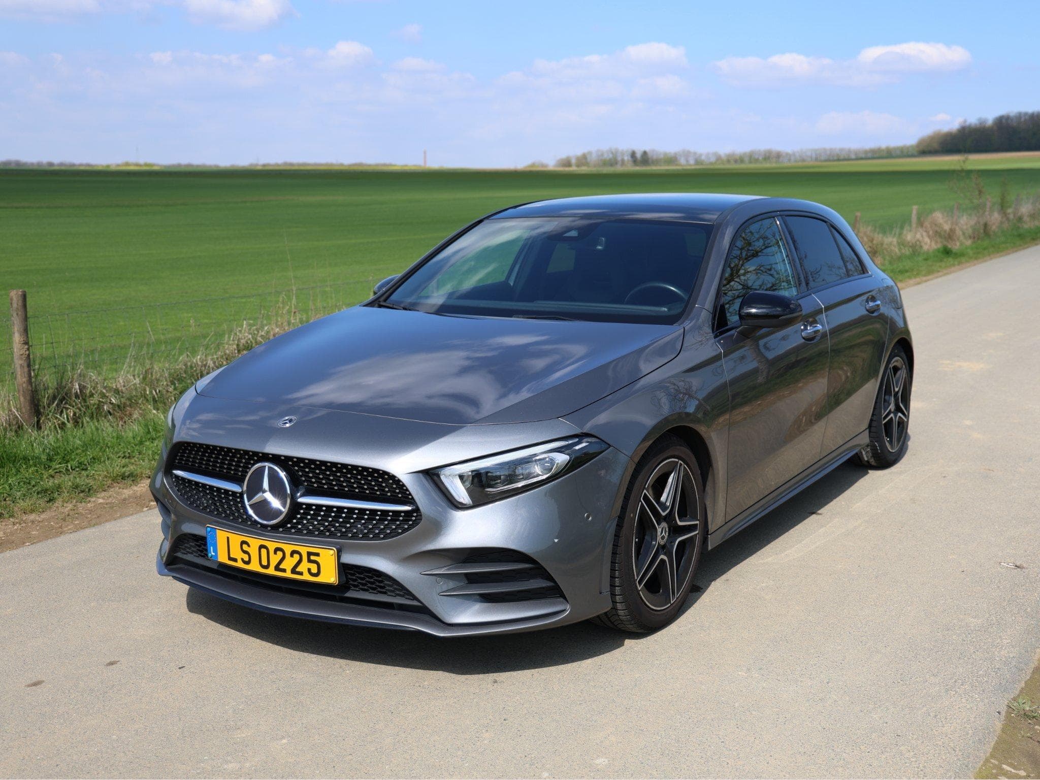 Mercedes A 220 AMG-Line | 190cv | Panorama | Carplay (2019) - Photo 1