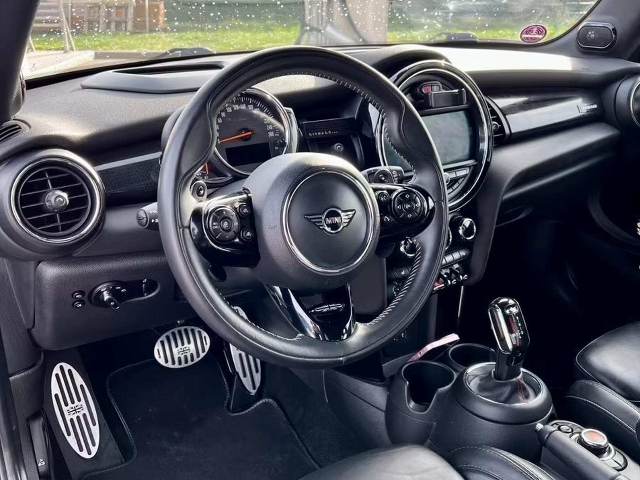 Mini Cooper Yours Edition (2020) - Photo 3