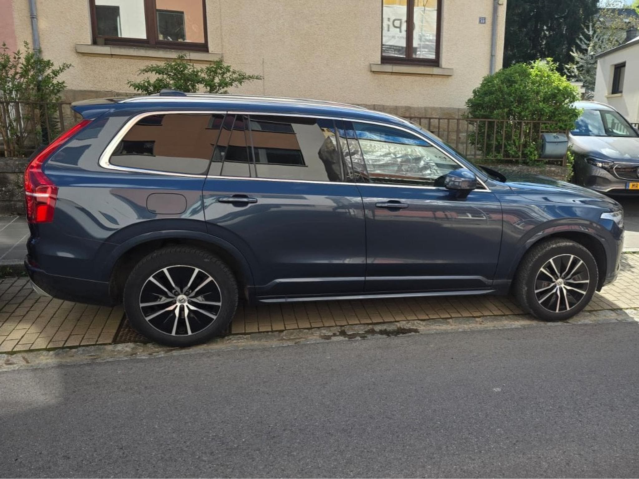 Volvo XC90 momentum Pro (2021) - Photo 2