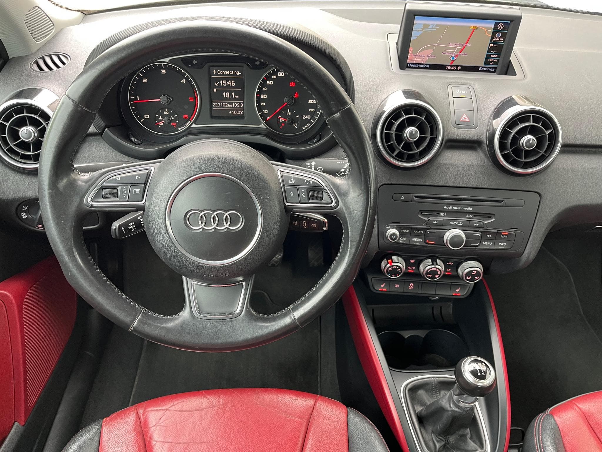 Audi A1 1.6 TDI (2011) - Foto 9