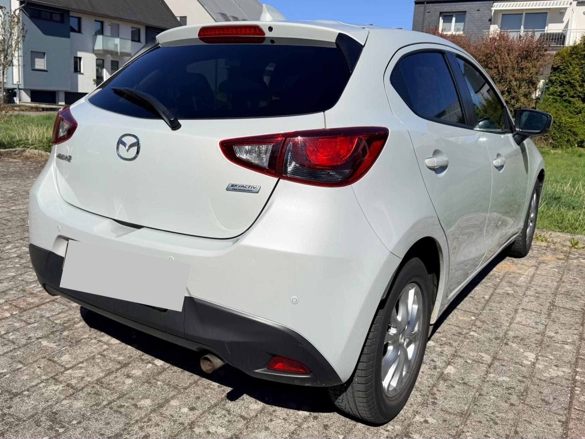 Mazda 2 Center Line (2018) - Photo 2