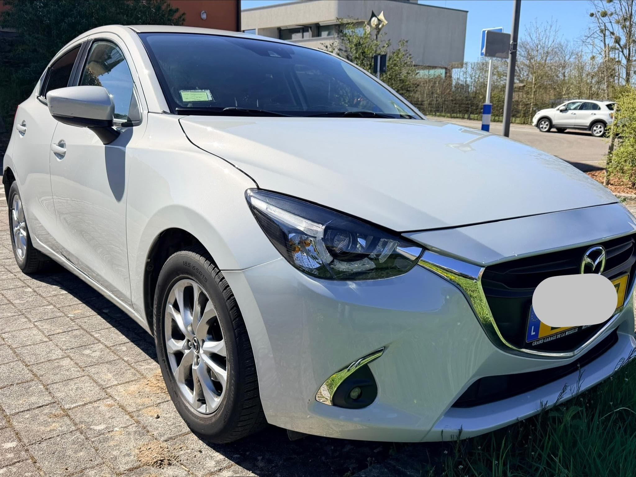 Mazda 2 Center Line (2018) - Photo 4