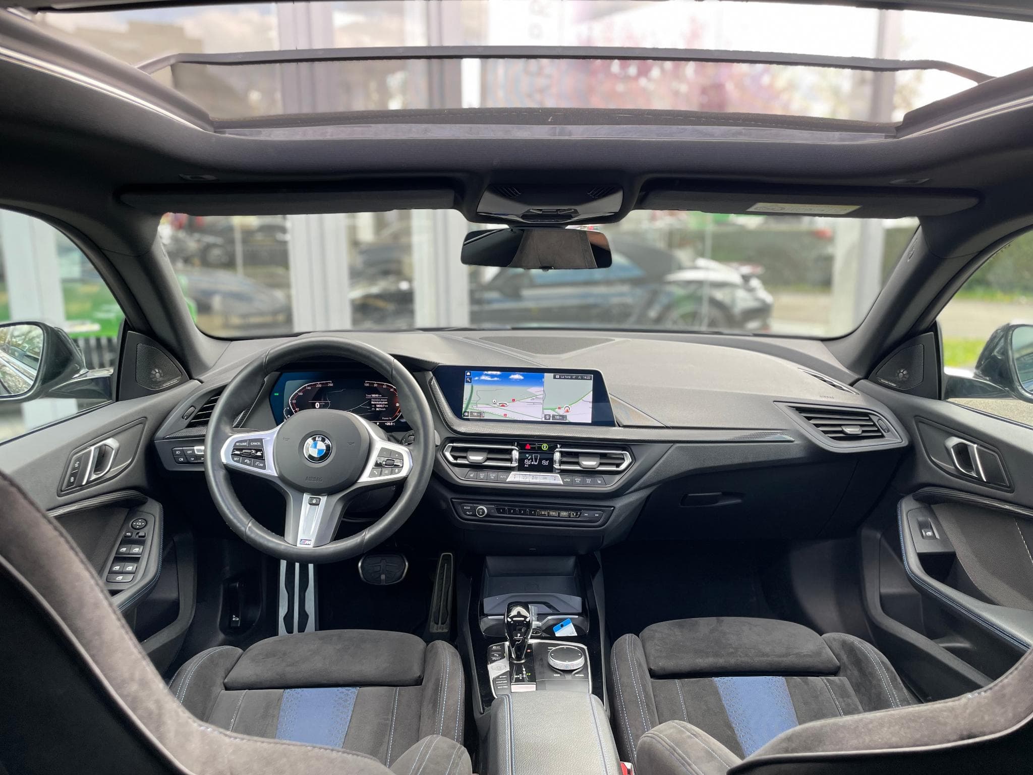 BMW 218 Gran Coupé i Pack M Auto Toit Ouvrant (2024) - Photo 13