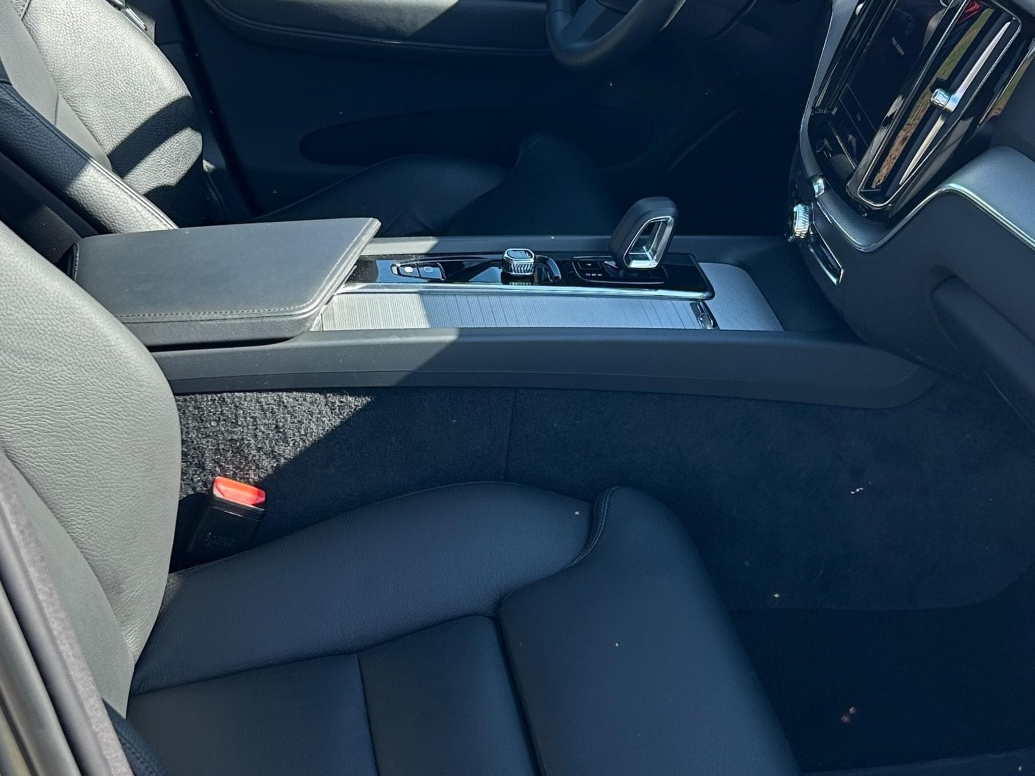 Volvo XC60 B4 Diesel Mild Hybrid Plus Bright (ASO) (2022) - Foto 9
