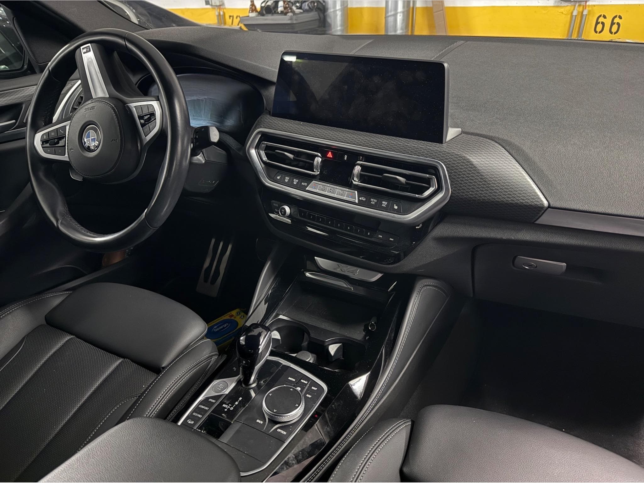BMW X4 XDrive 20d (2023) - Foto 8