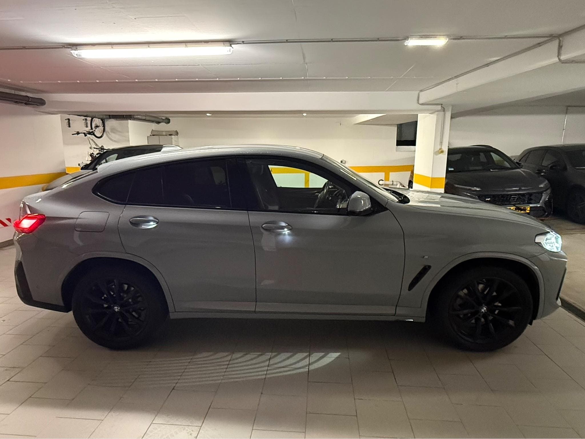 BMW X4 XDrive 20d (2023) - Foto 5