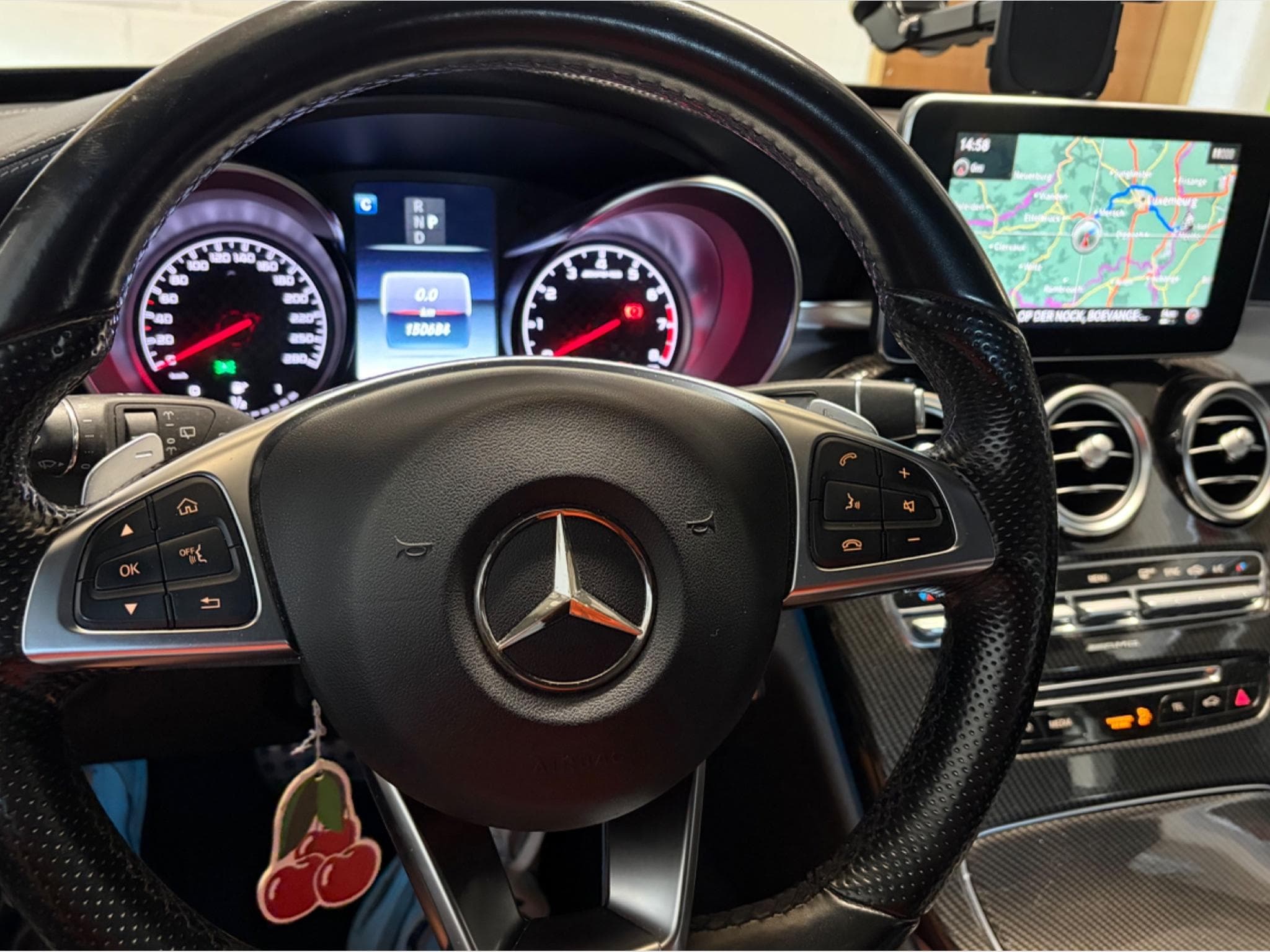 Mercedes C 43 AMG Biturbo (2017) - Photo 4