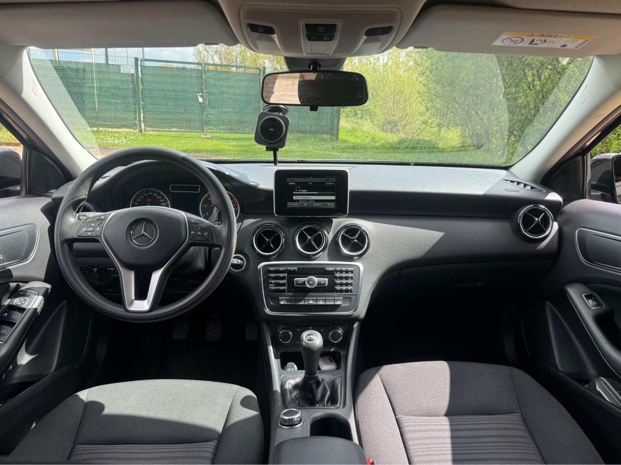 Mercedes A 180 (2015) - Photo 4