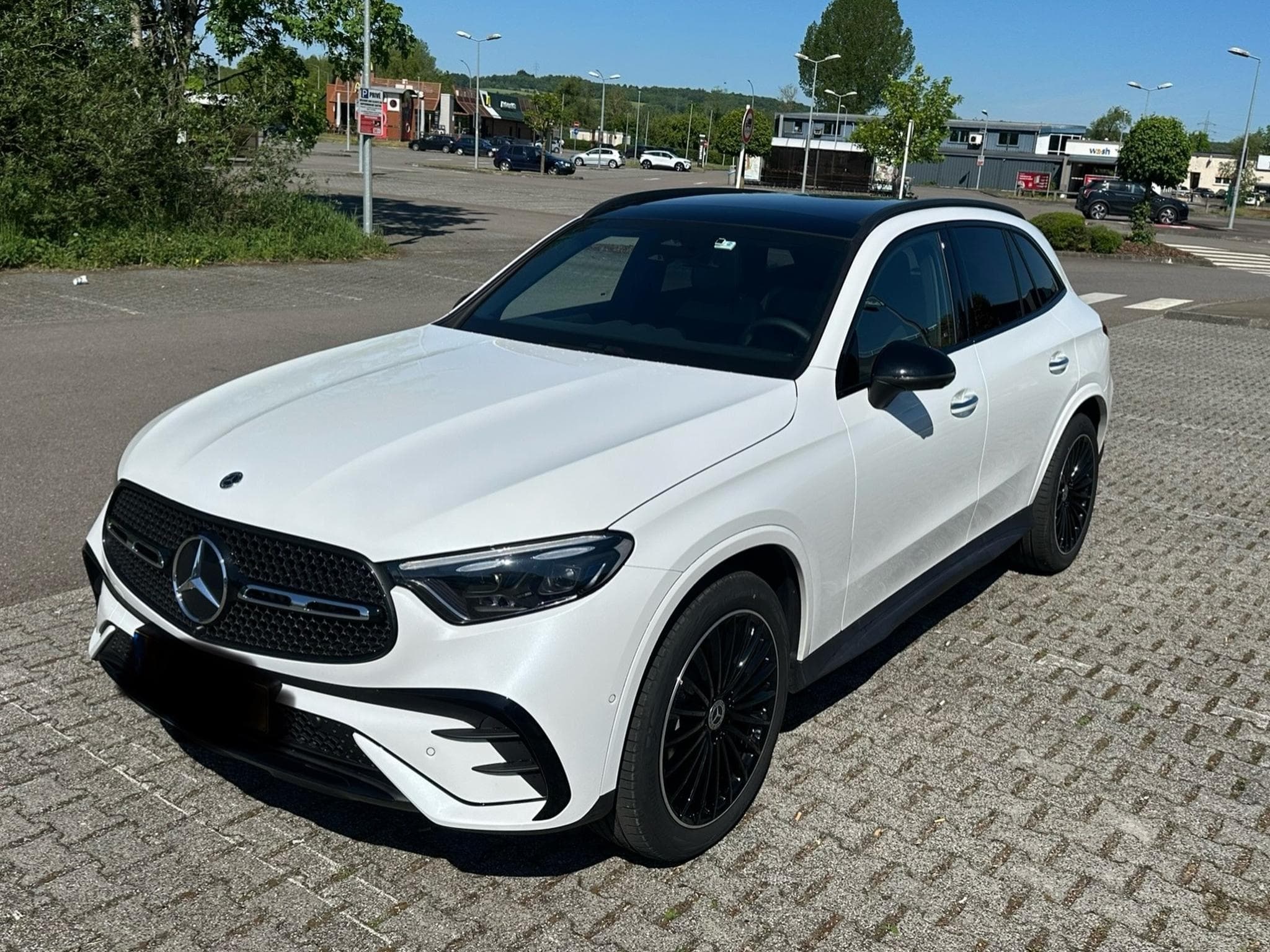 Mercedes GLC 220 AMG Line 4 Matic (2026) - Foto 1